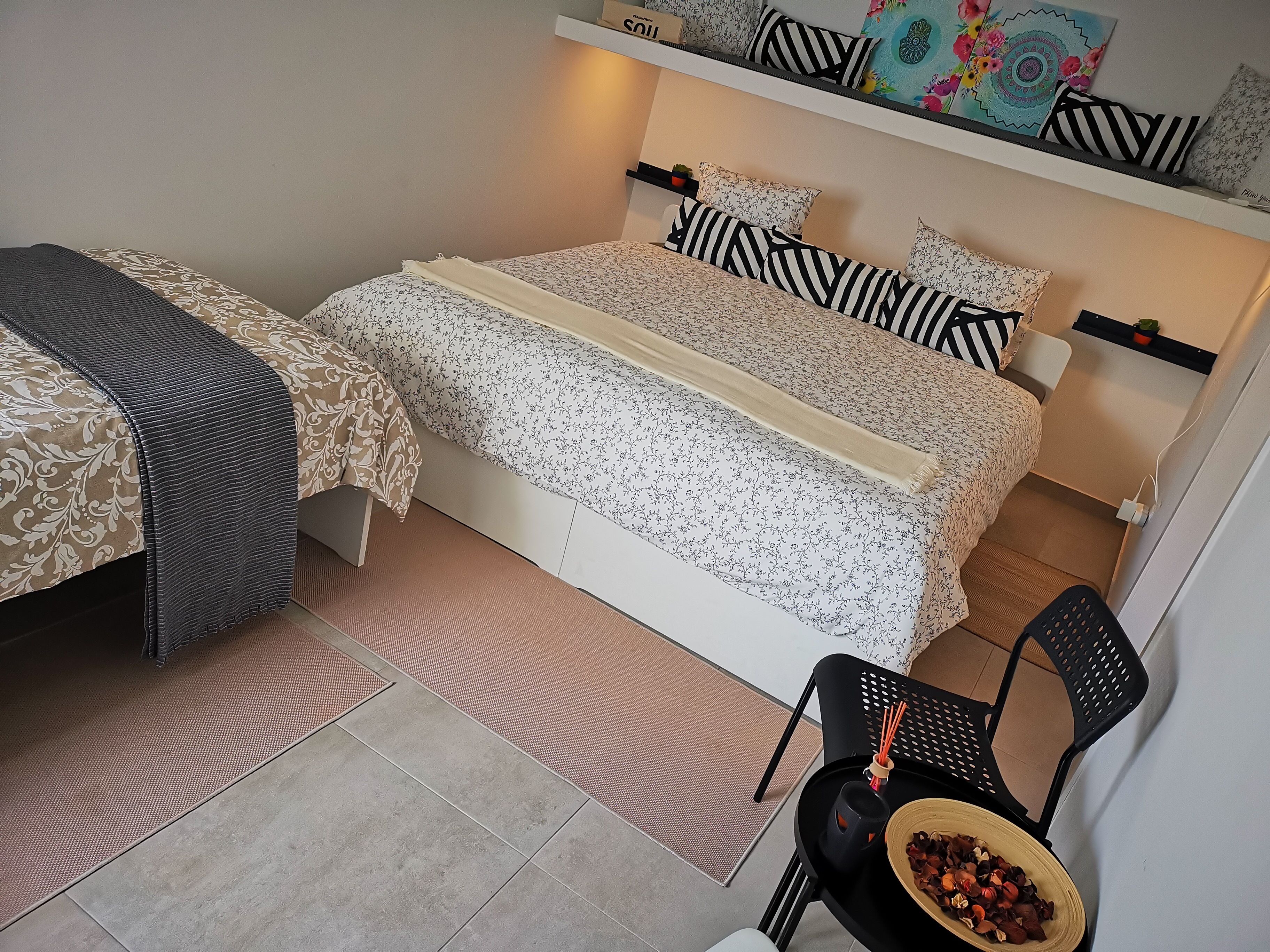 Caparica Poshtel, An Luxury Hostel