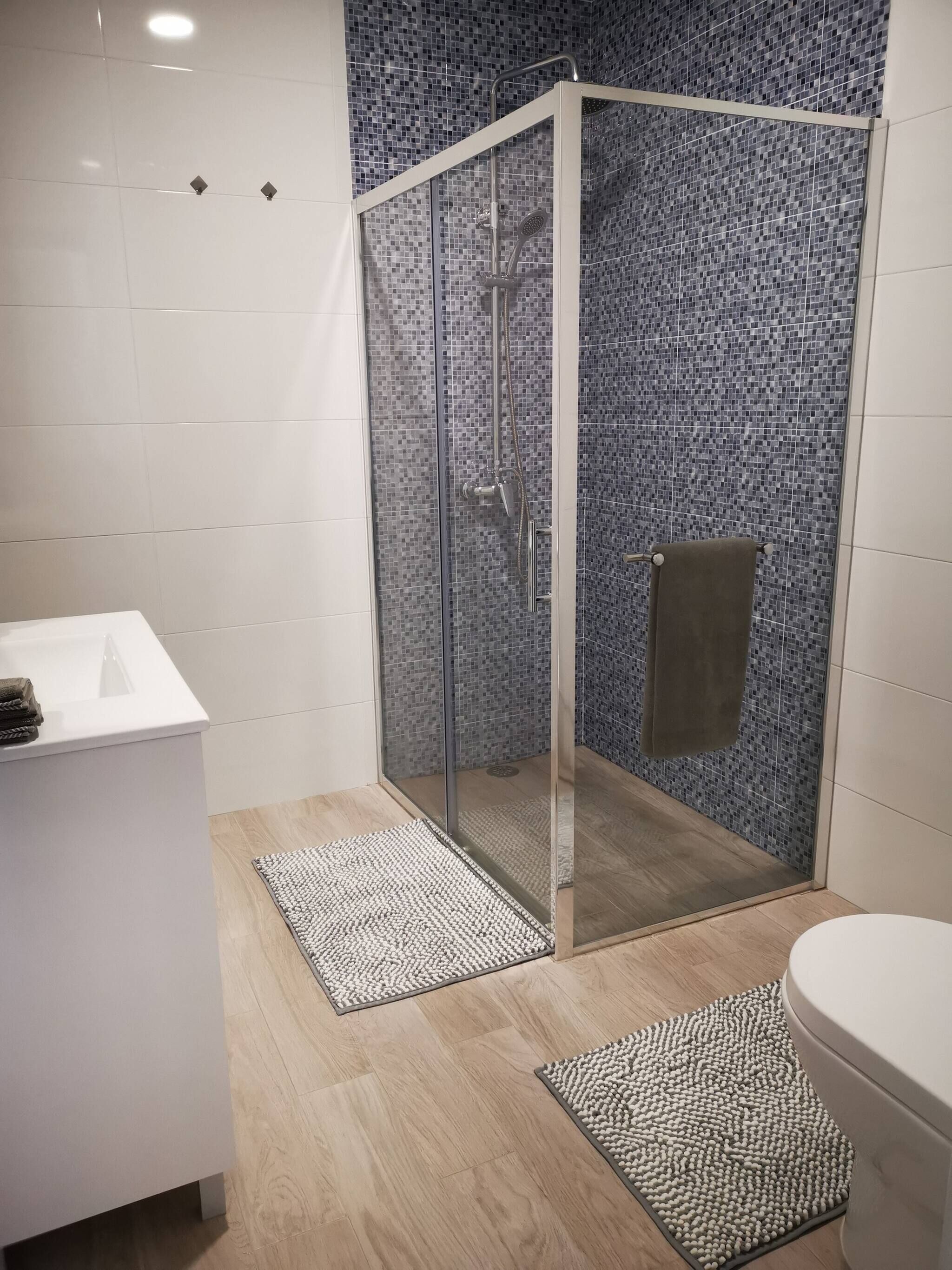 Caparica Poshtel, An Luxury Hostel