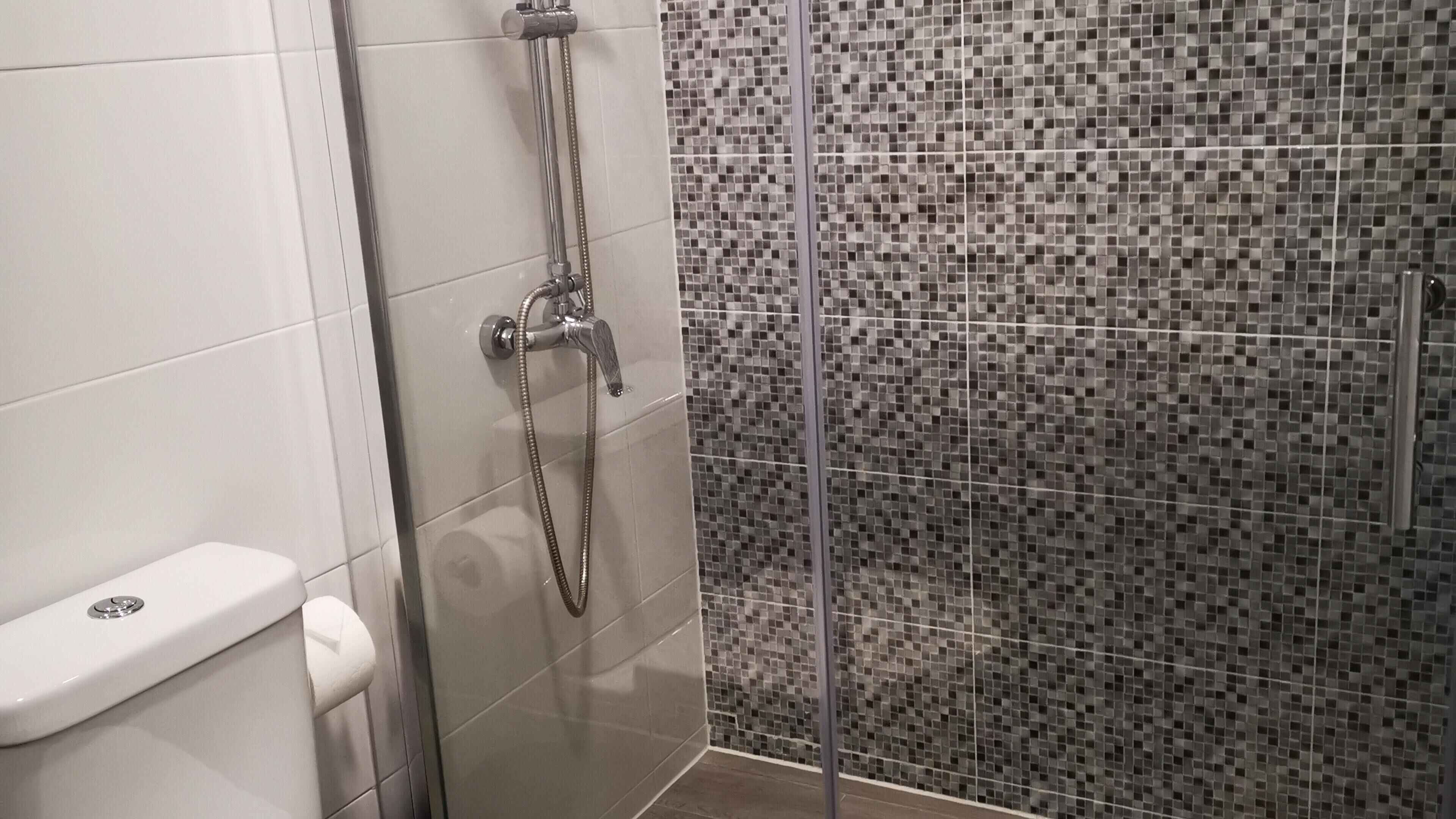 Caparica Poshtel, An Luxury Hostel