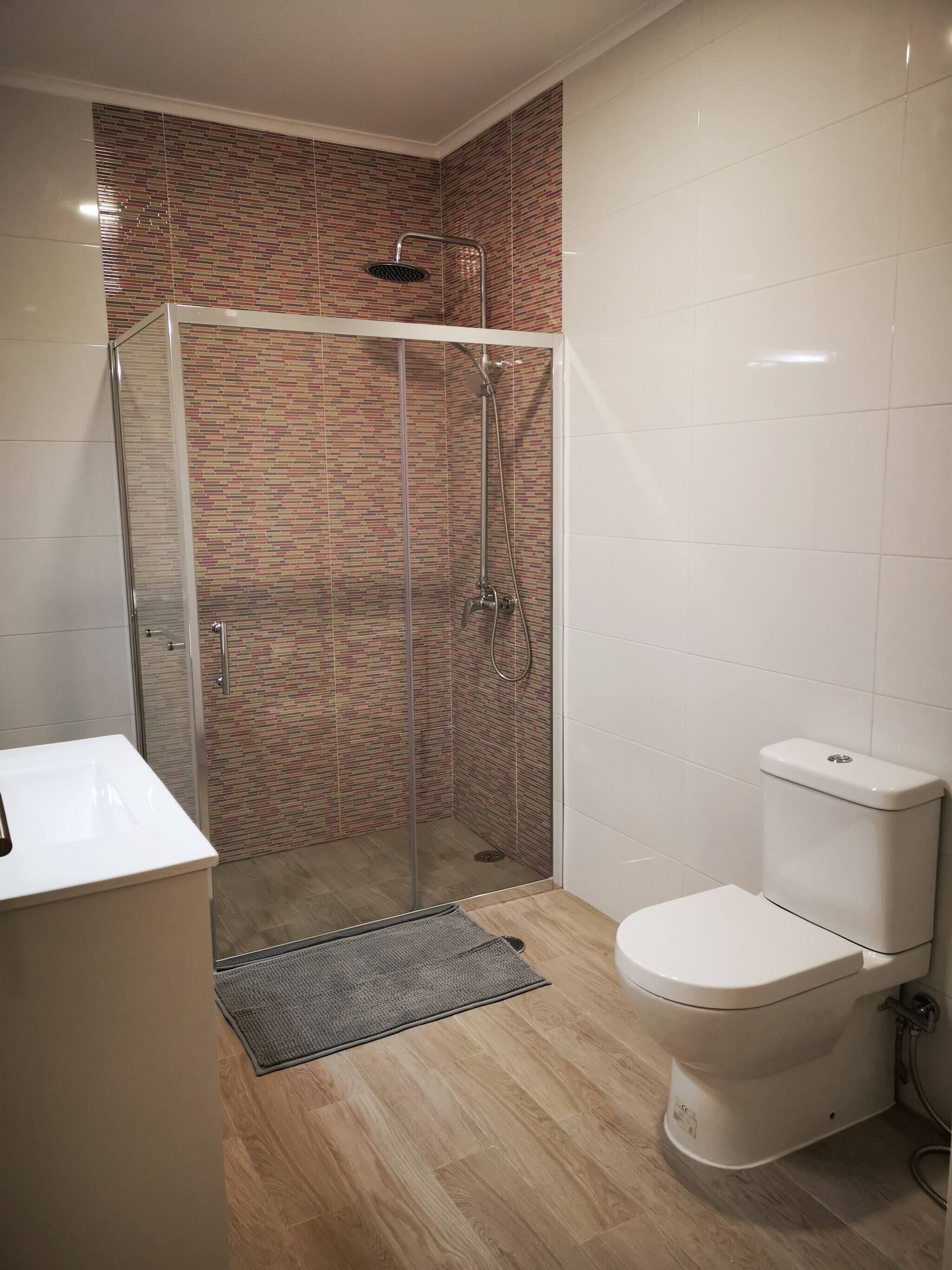 Caparica Poshtel, An Luxury Hostel