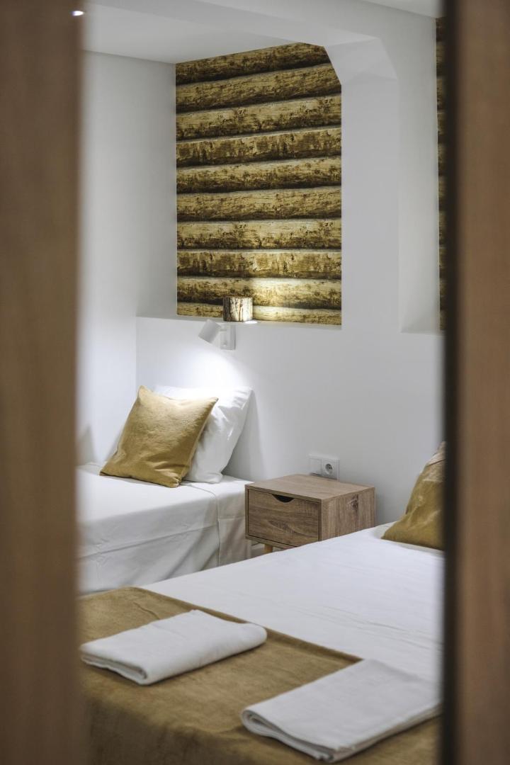4U Lisbon Airport Suites