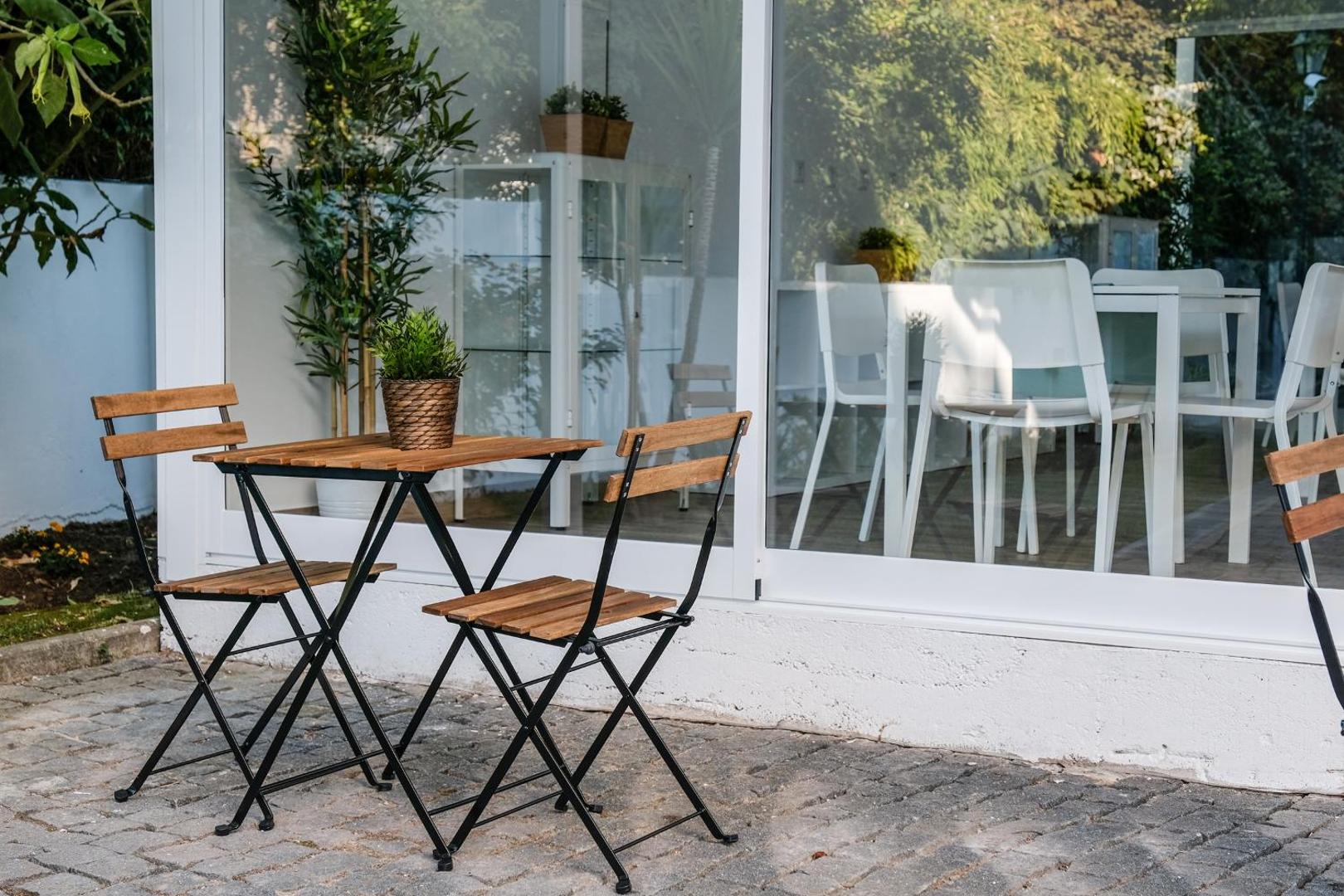 4U Lisbon Airport Suites