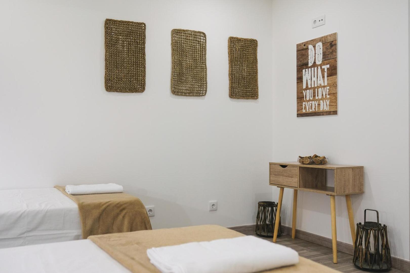 4U Lisbon Airport Suites
