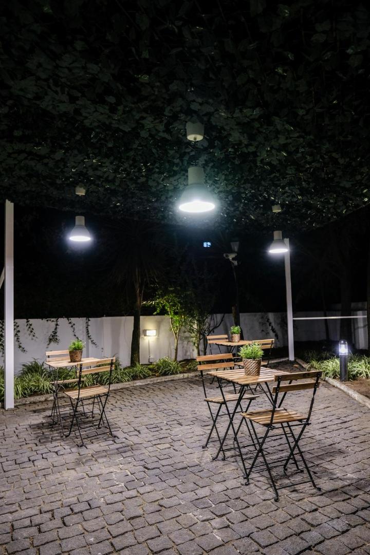 4U Lisbon Airport Suites