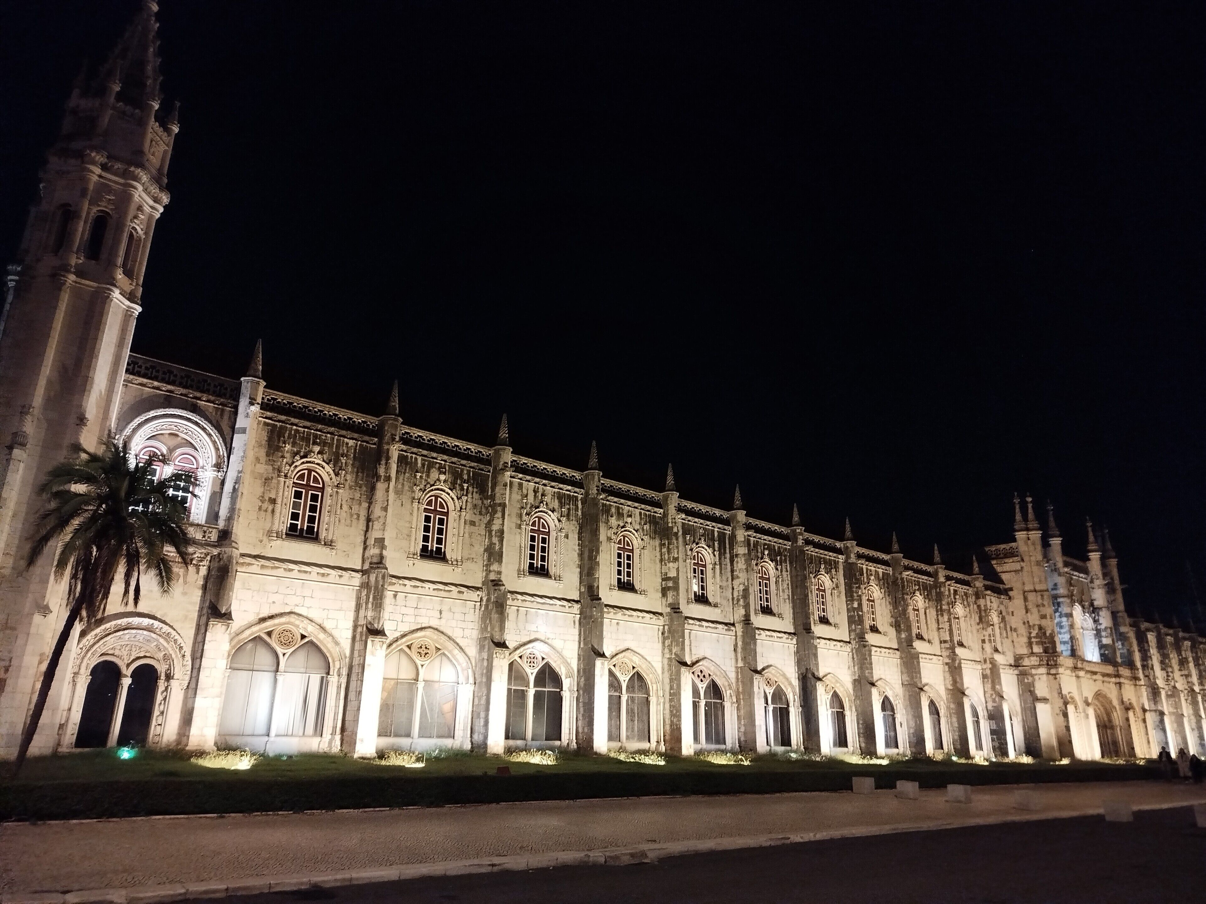 Ajuda Palace Inn