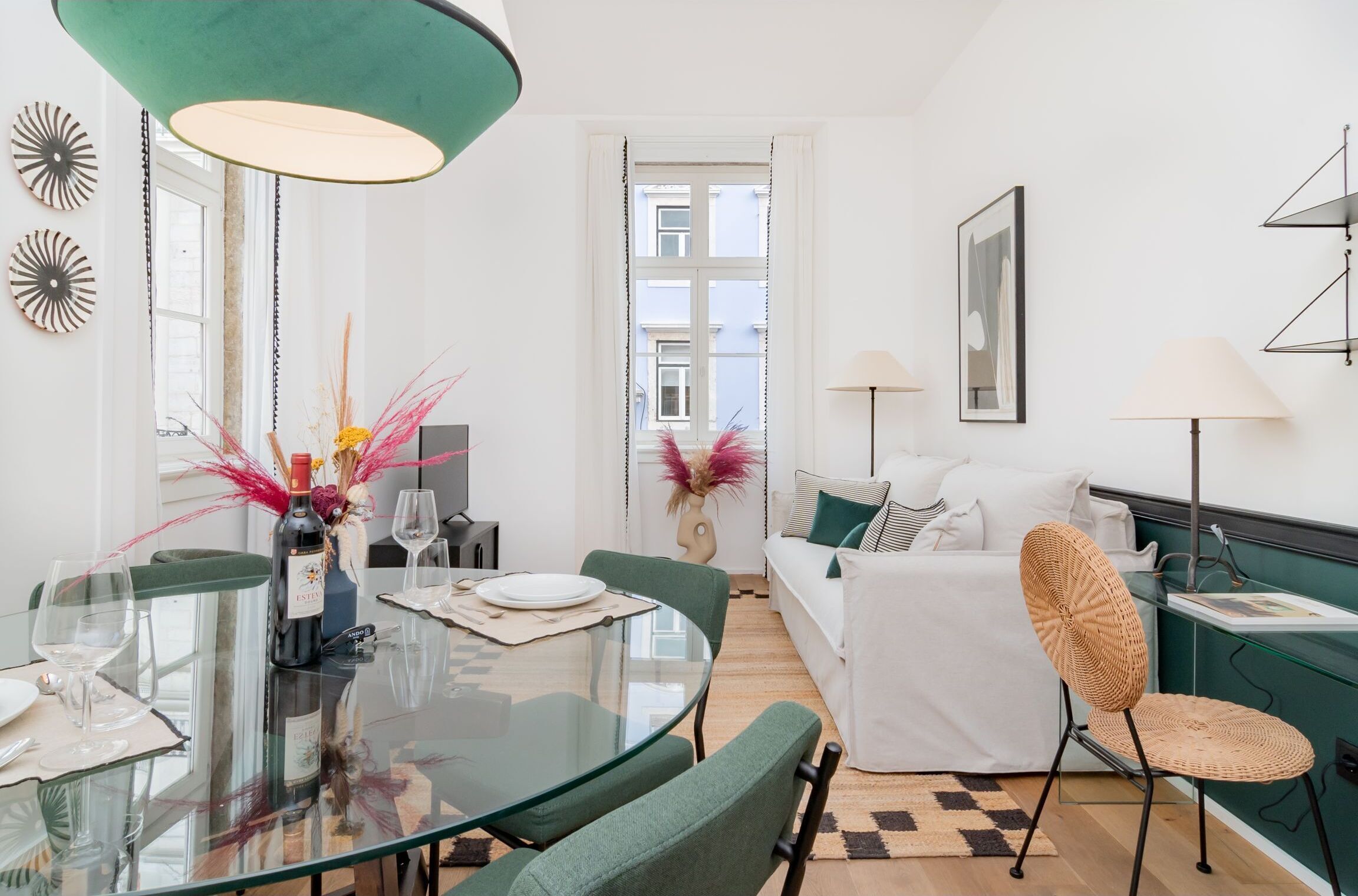 Ando Living Townhouse - Santa Justa 77
