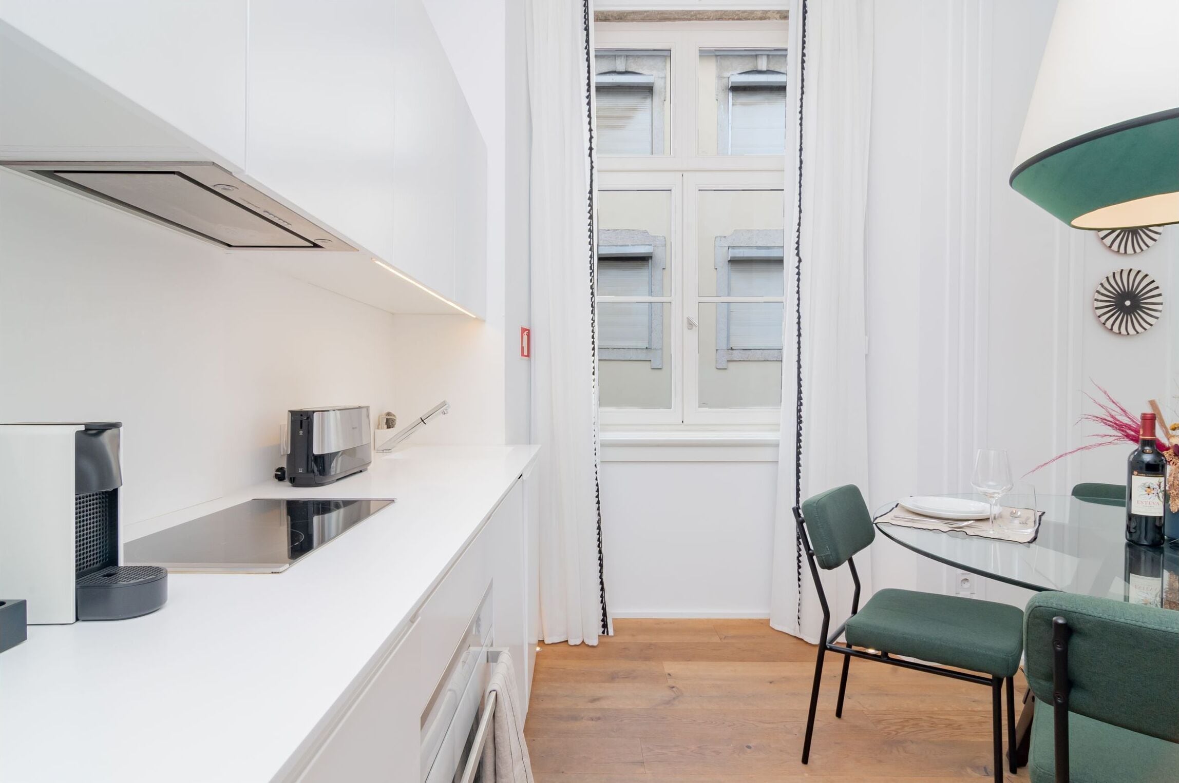 Ando Living Townhouse - Santa Justa 77