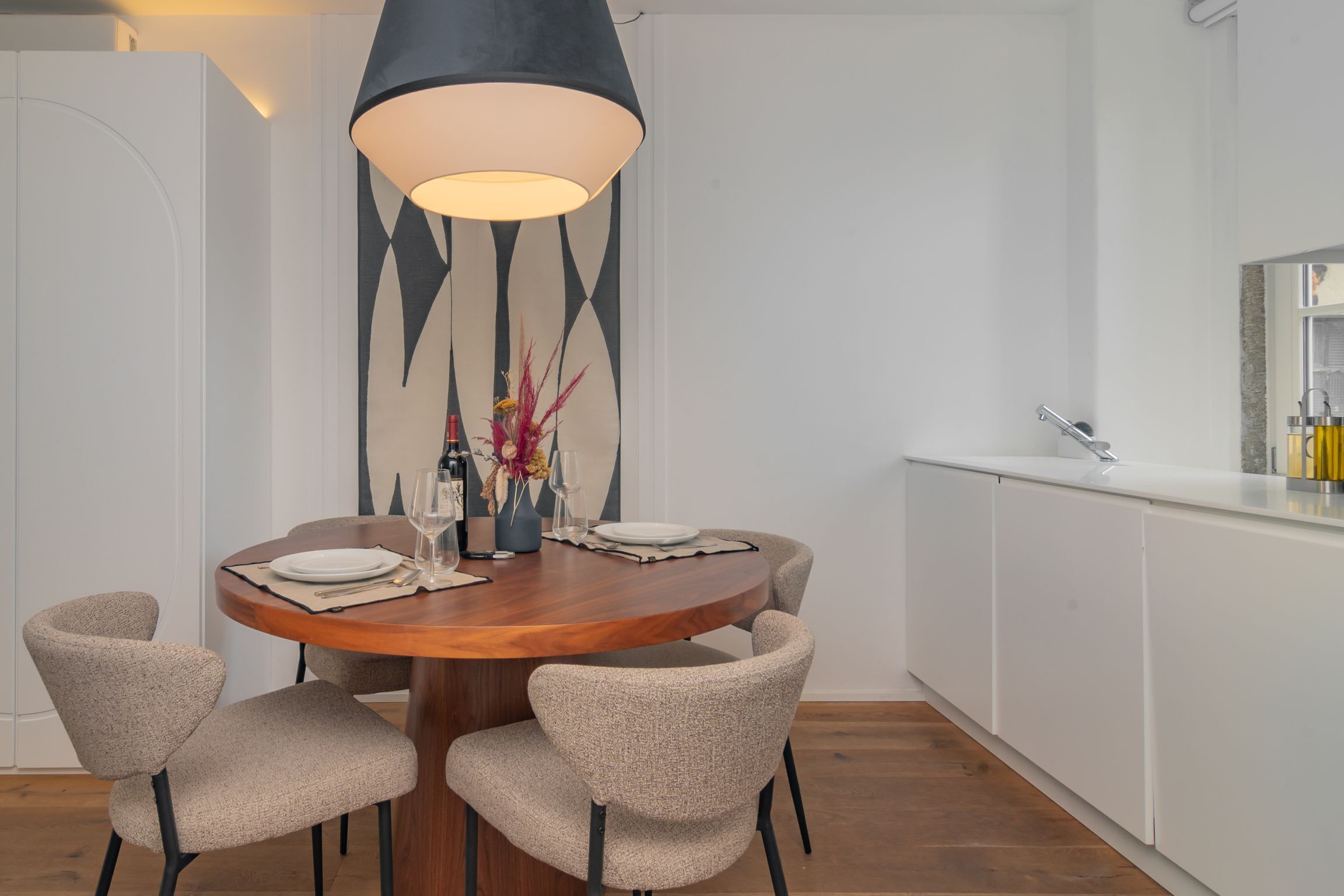 Ando Living Townhouse - Santa Justa 77