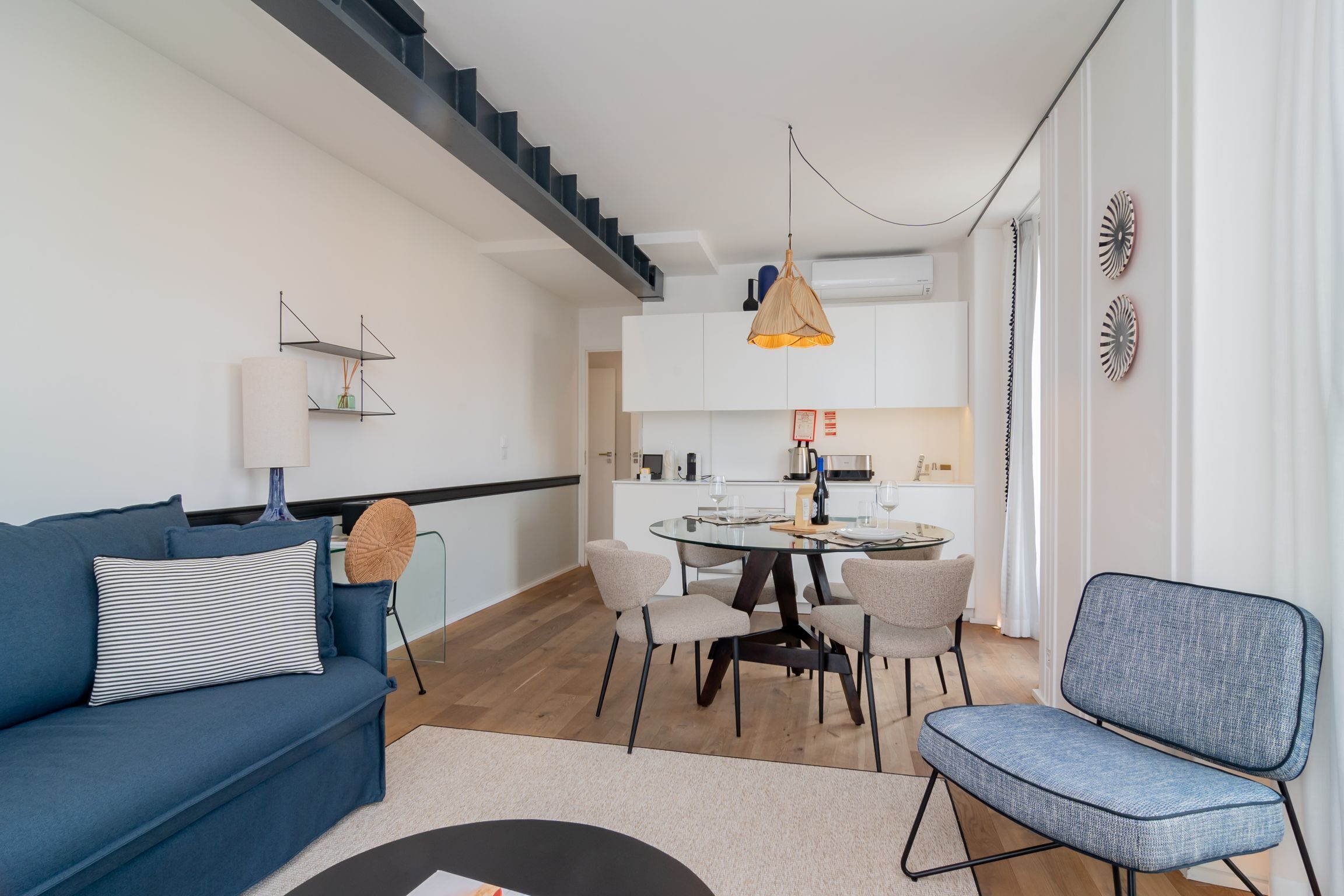 Ando Living Townhouse - Santa Justa 77