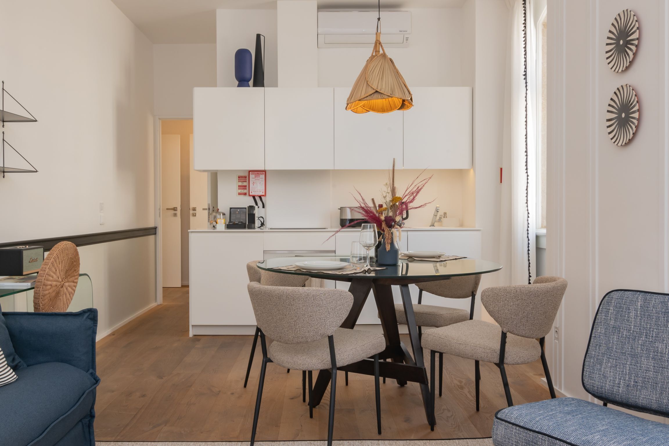 Ando Living Townhouse - Santa Justa 77