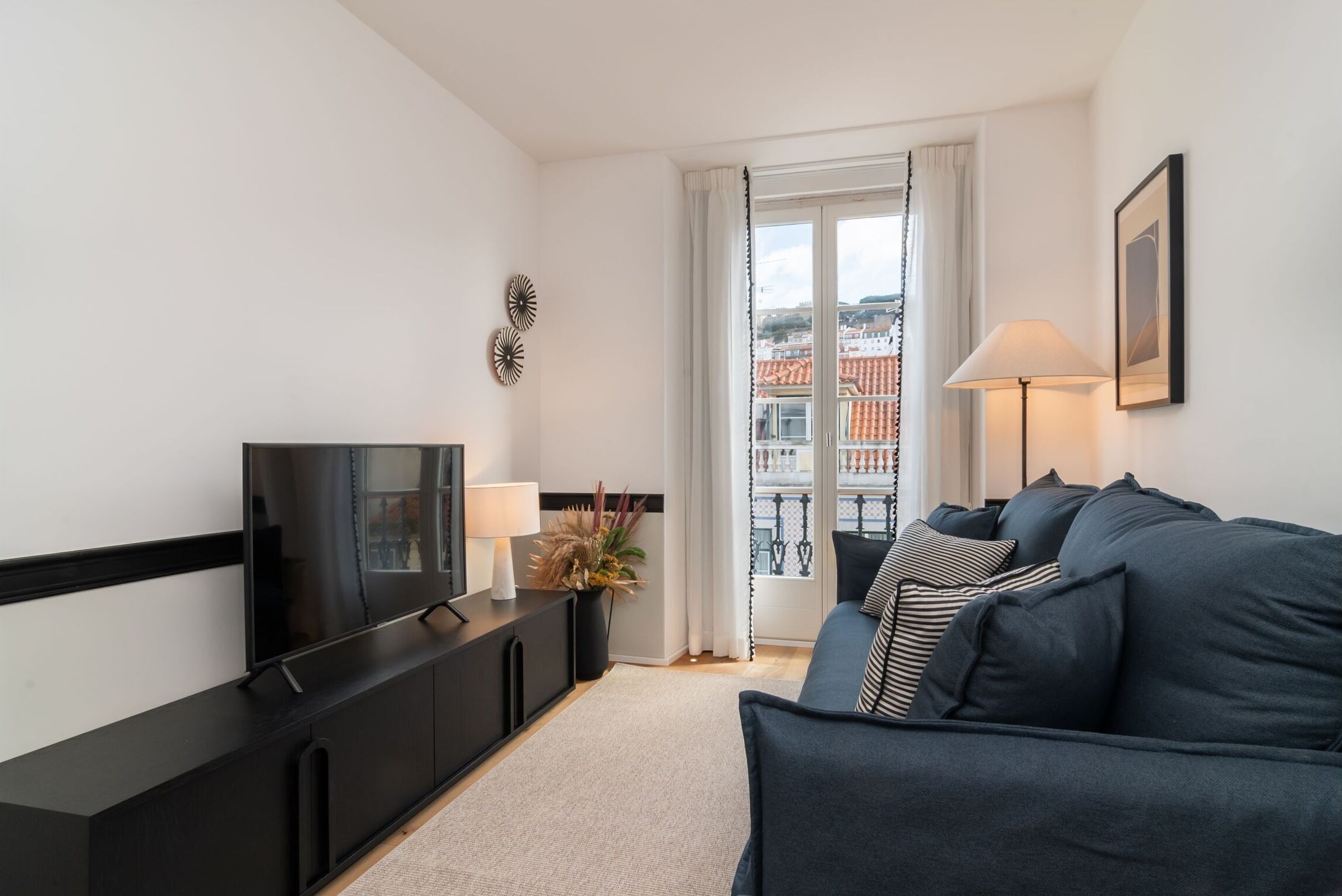Ando Living Townhouse - Santa Justa 77