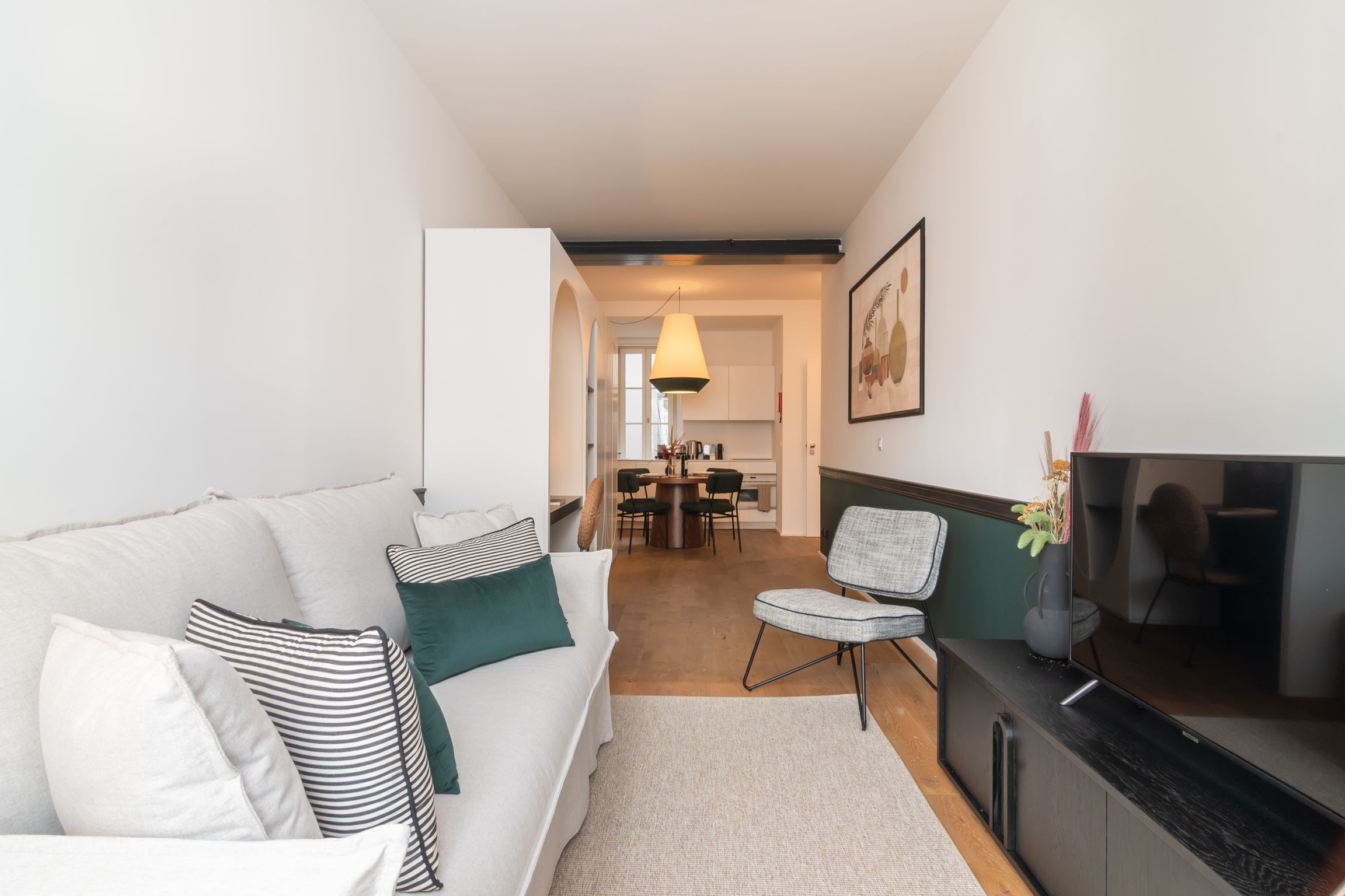 Ando Living Townhouse - Santa Justa 77