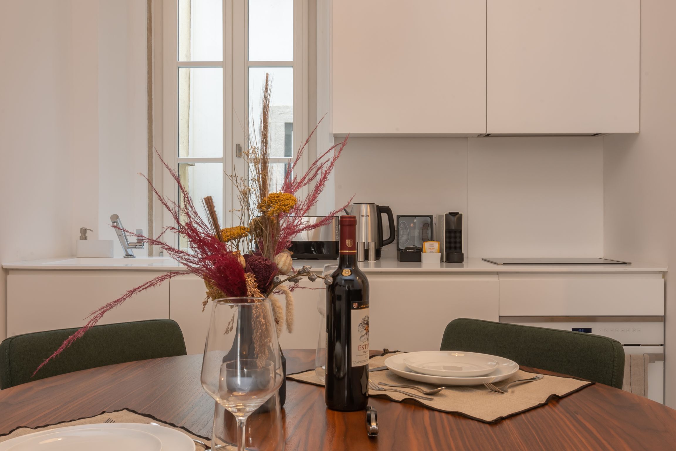 Ando Living Townhouse - Santa Justa 77