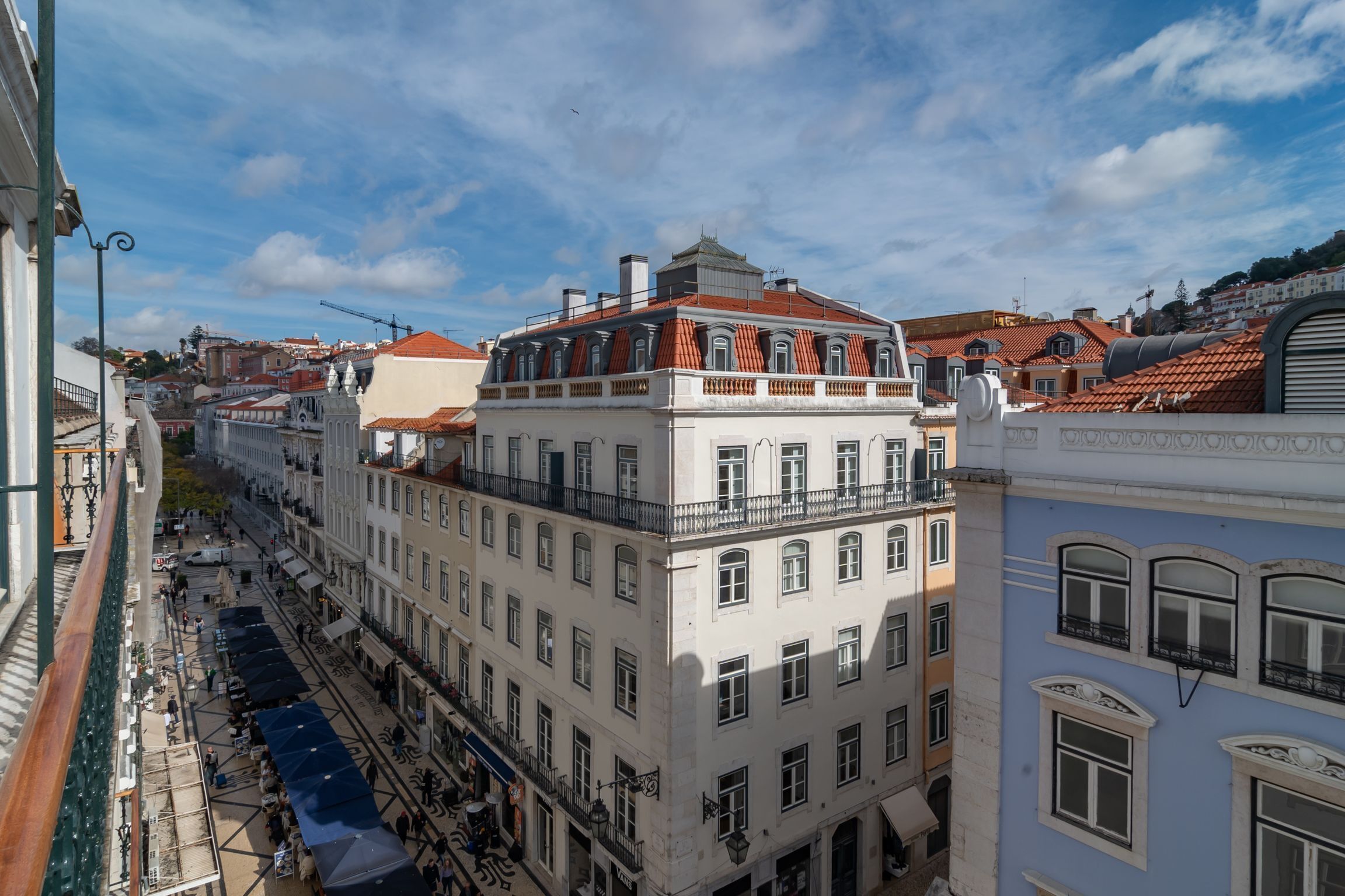 Ando Living Townhouse - Santa Justa 77