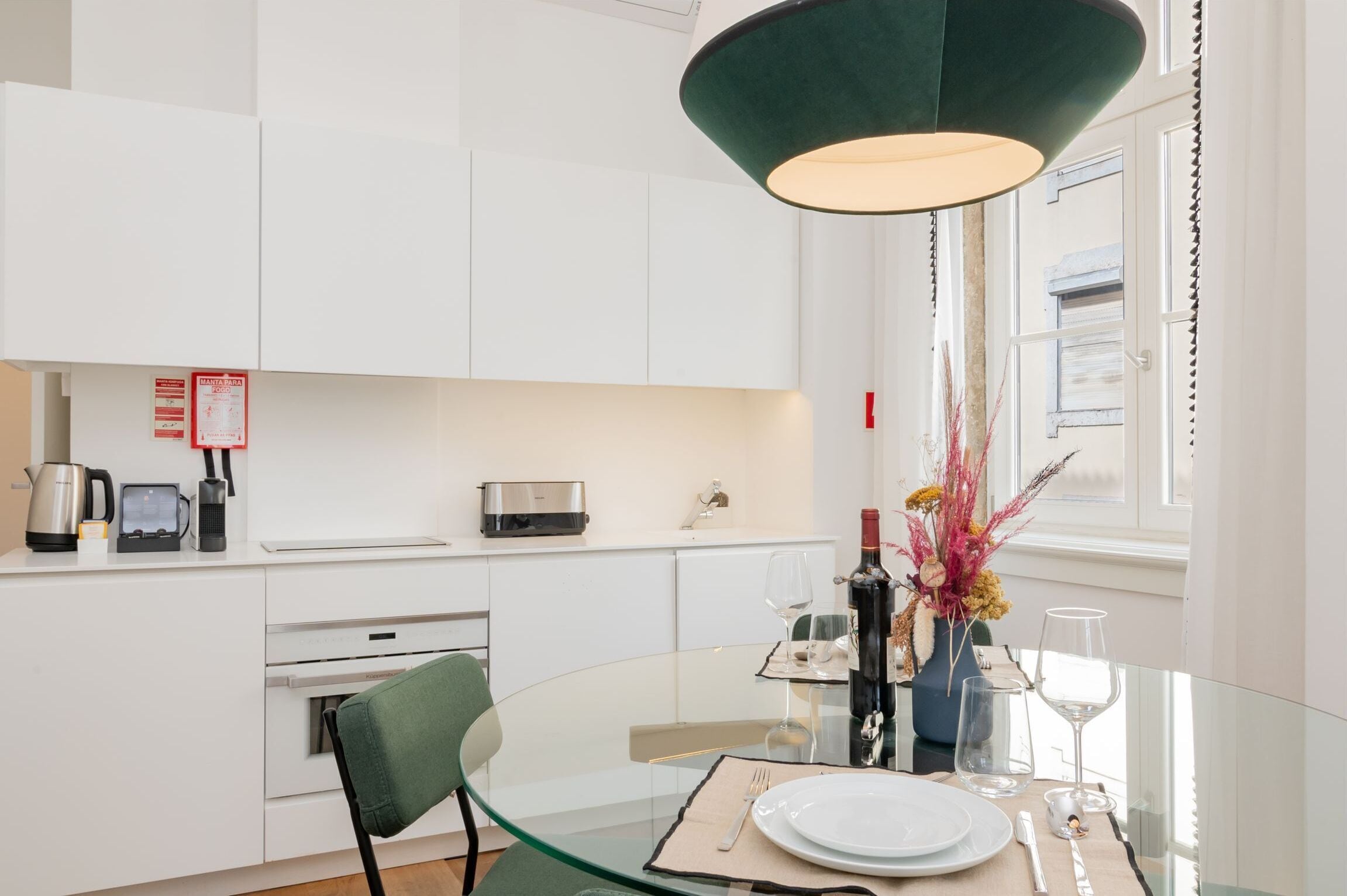 Ando Living Townhouse - Santa Justa 77