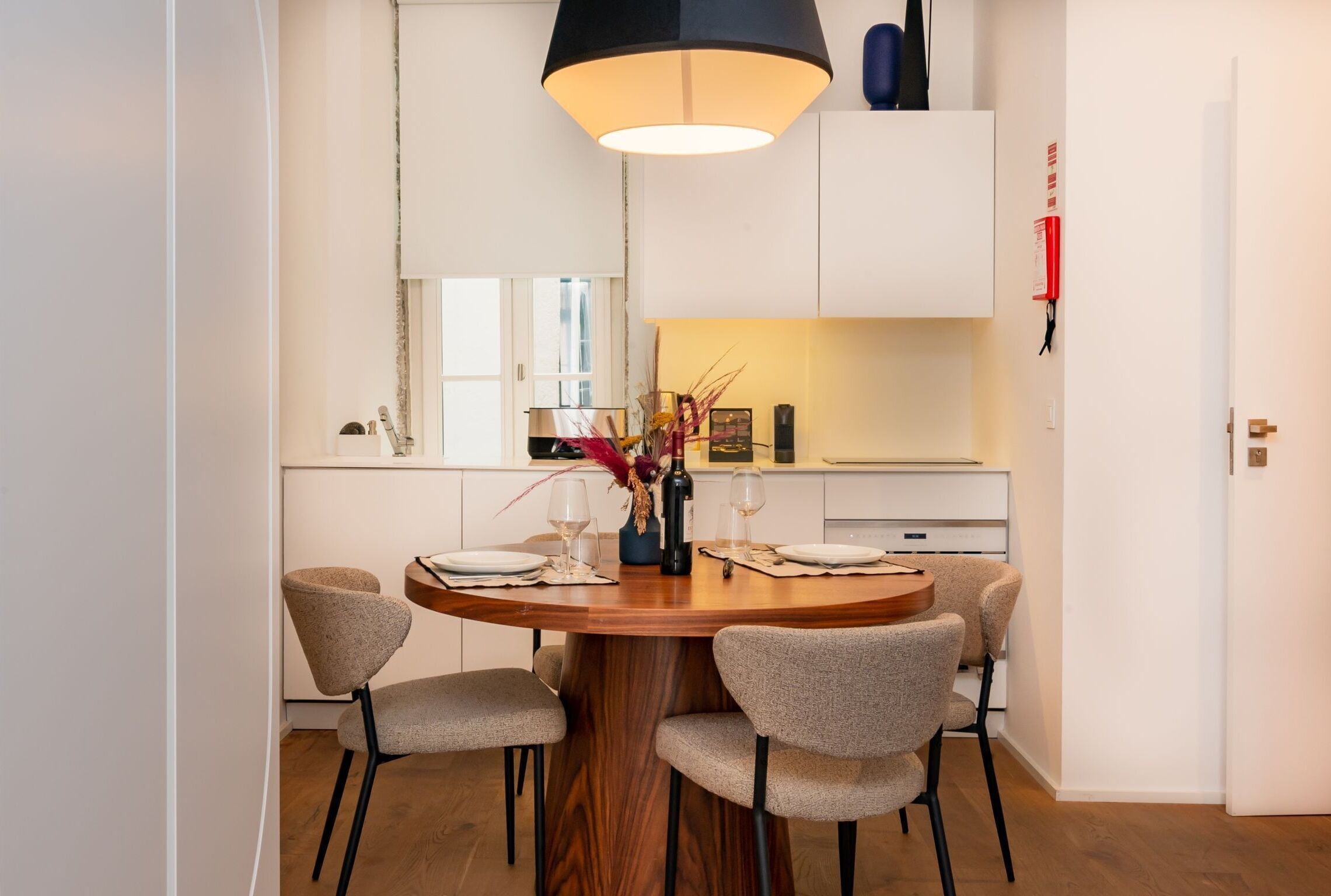 Ando Living Townhouse - Santa Justa 77