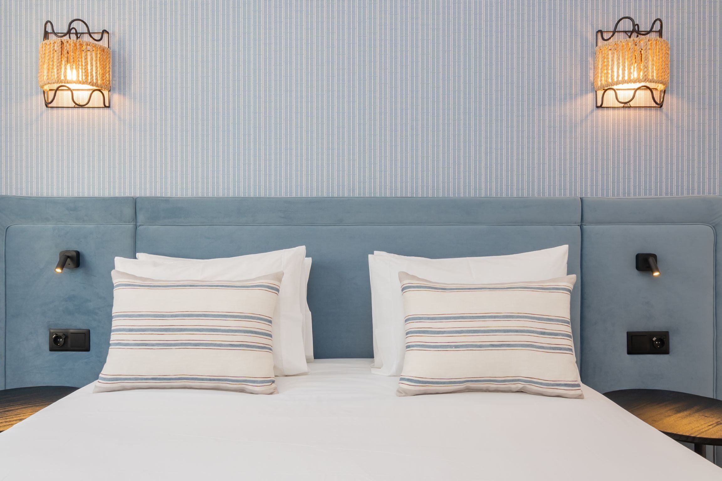 Ando Living Townhouse - Santa Justa 77