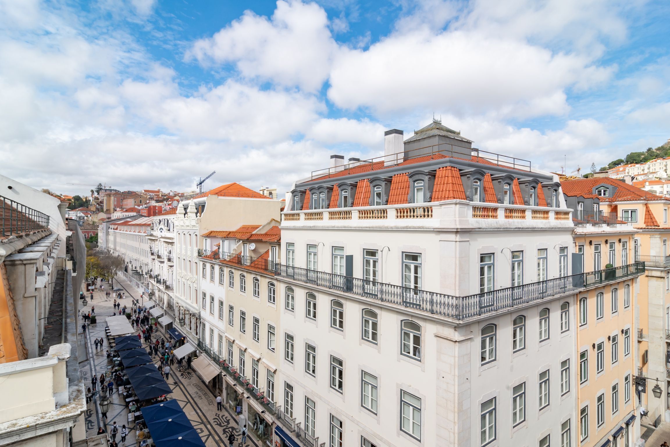 Ando Living Townhouse - Santa Justa 77