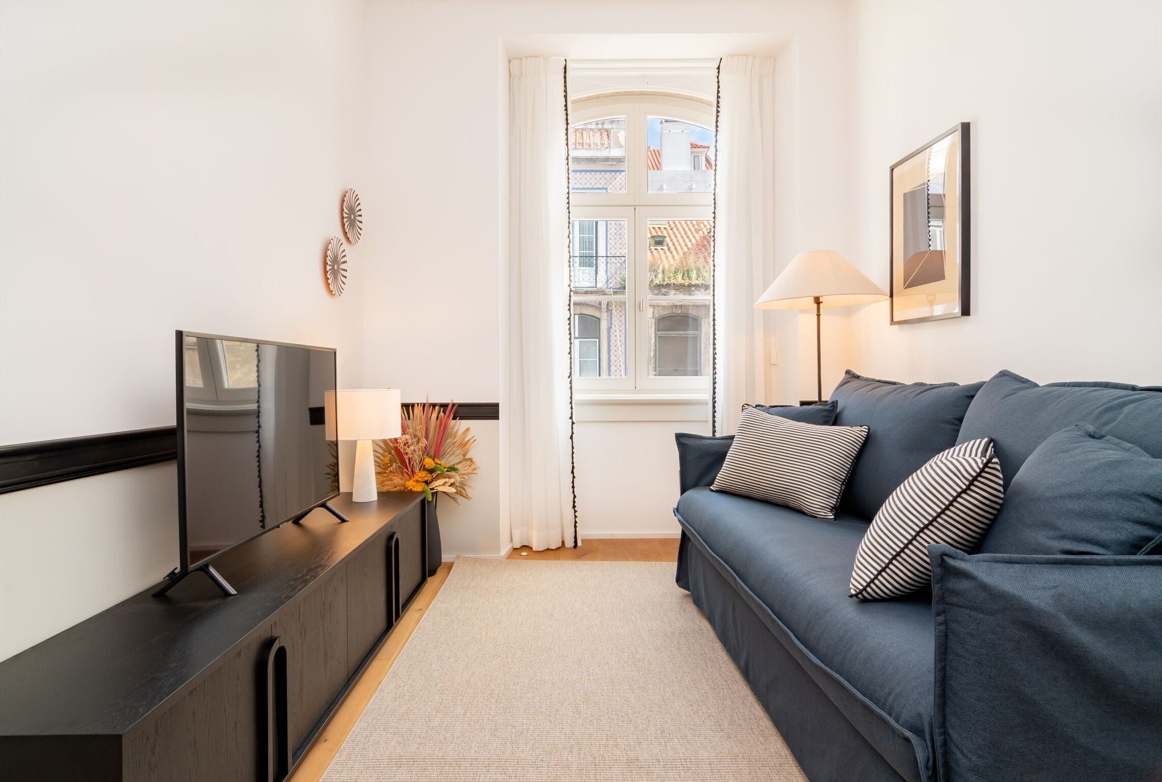Ando Living Townhouse - Santa Justa 77