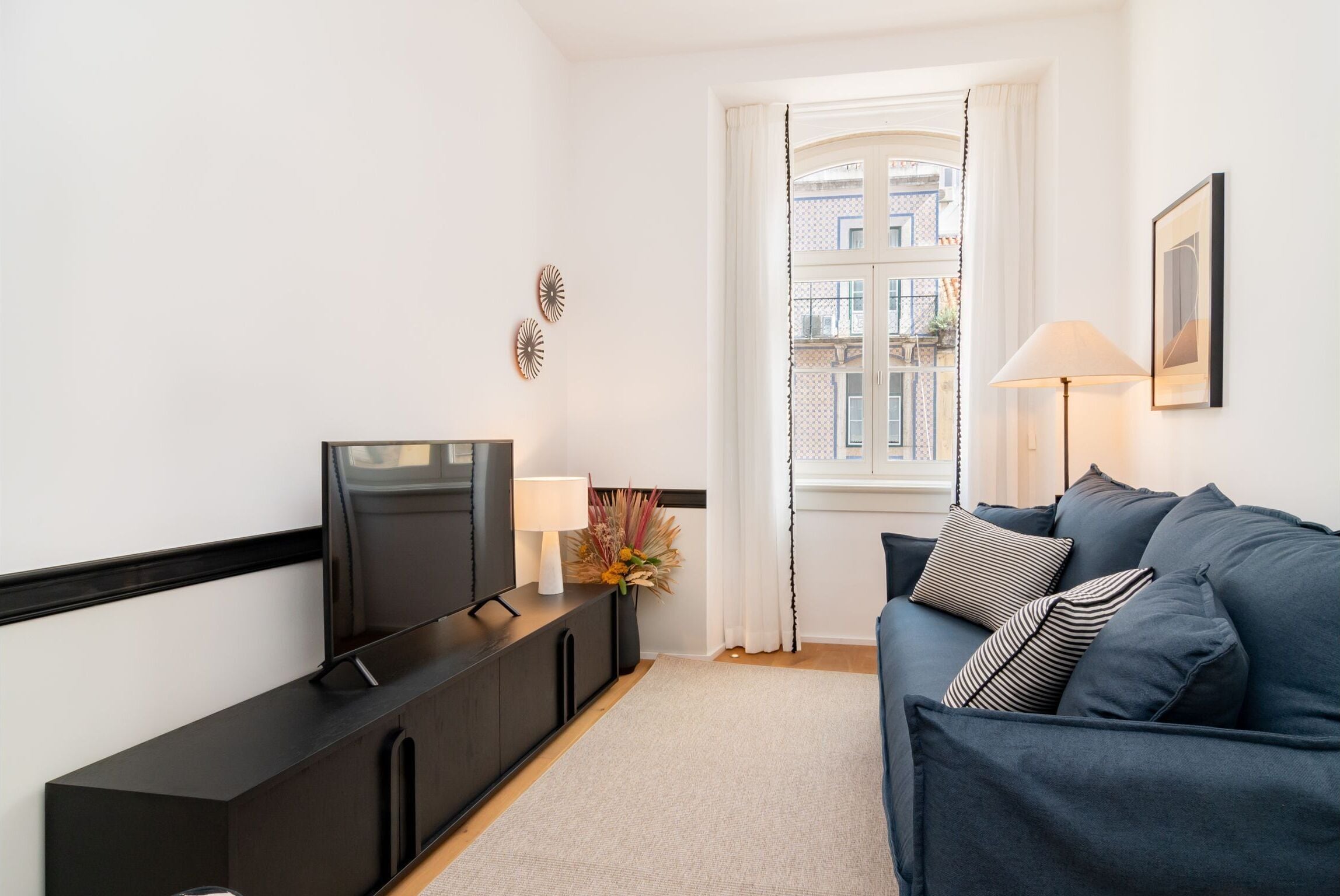 Ando Living Townhouse - Santa Justa 77