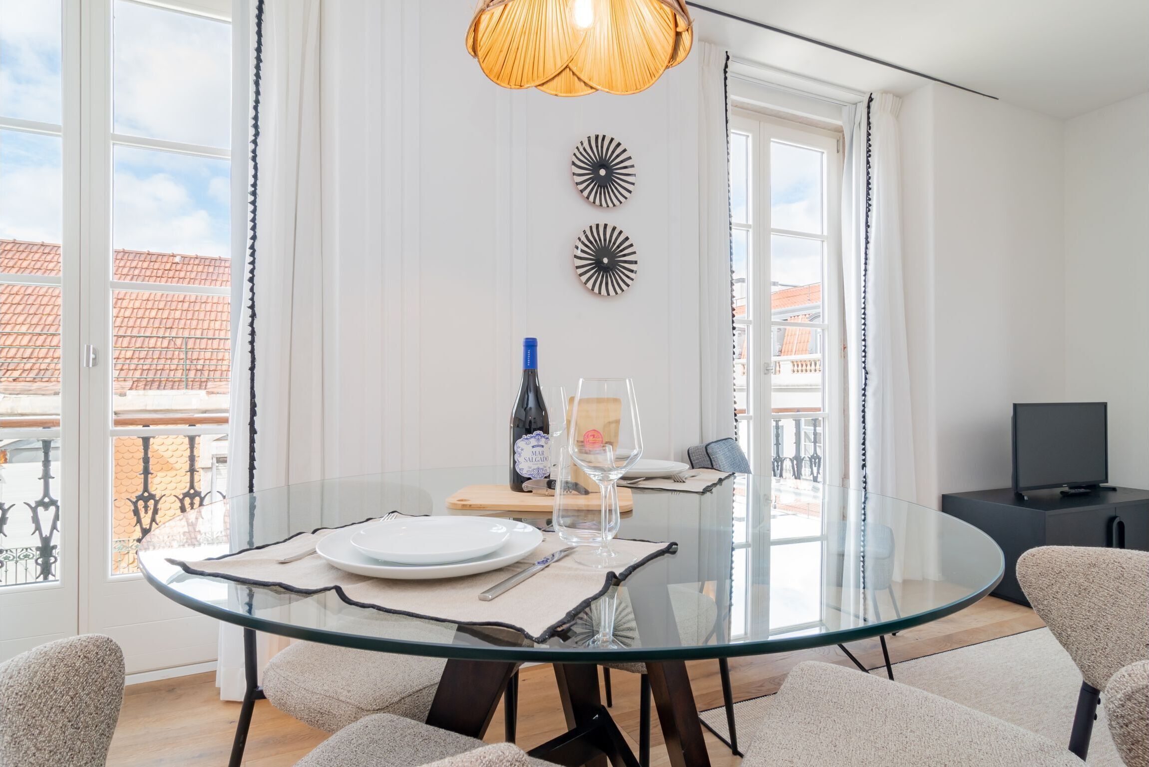 Ando Living Townhouse - Santa Justa 77