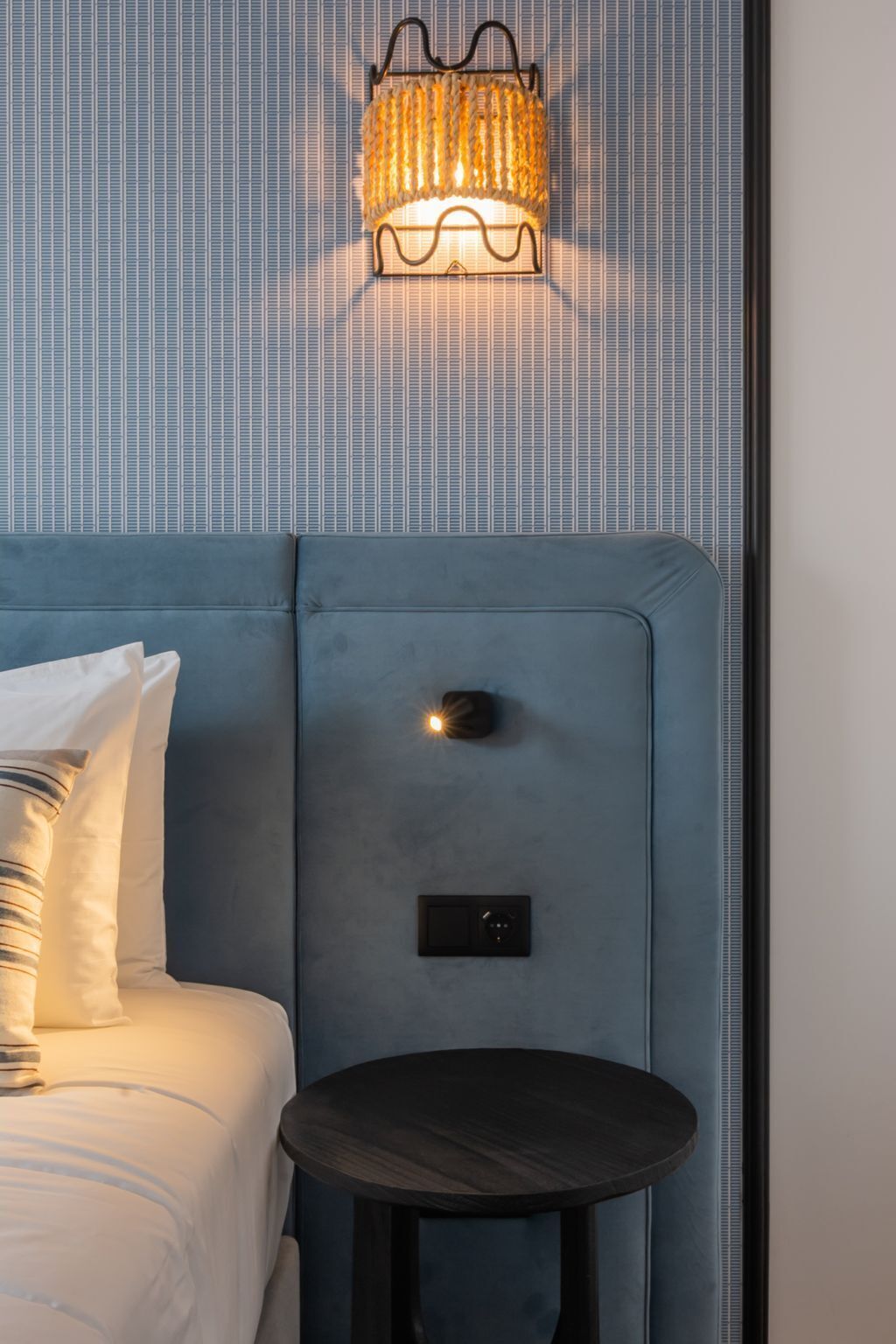 Ando Living Townhouse - Santa Justa 77