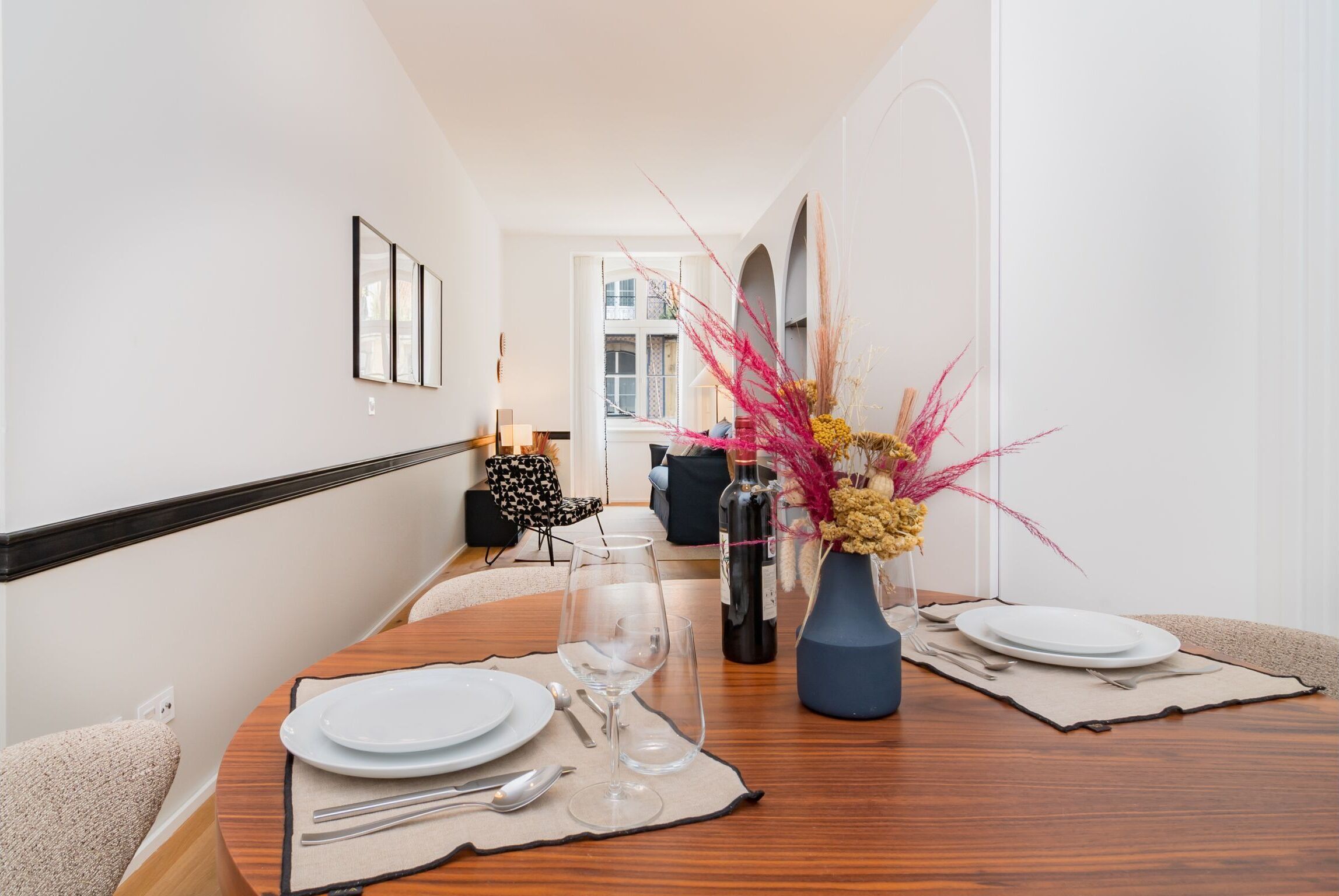 Ando Living Townhouse - Santa Justa 77