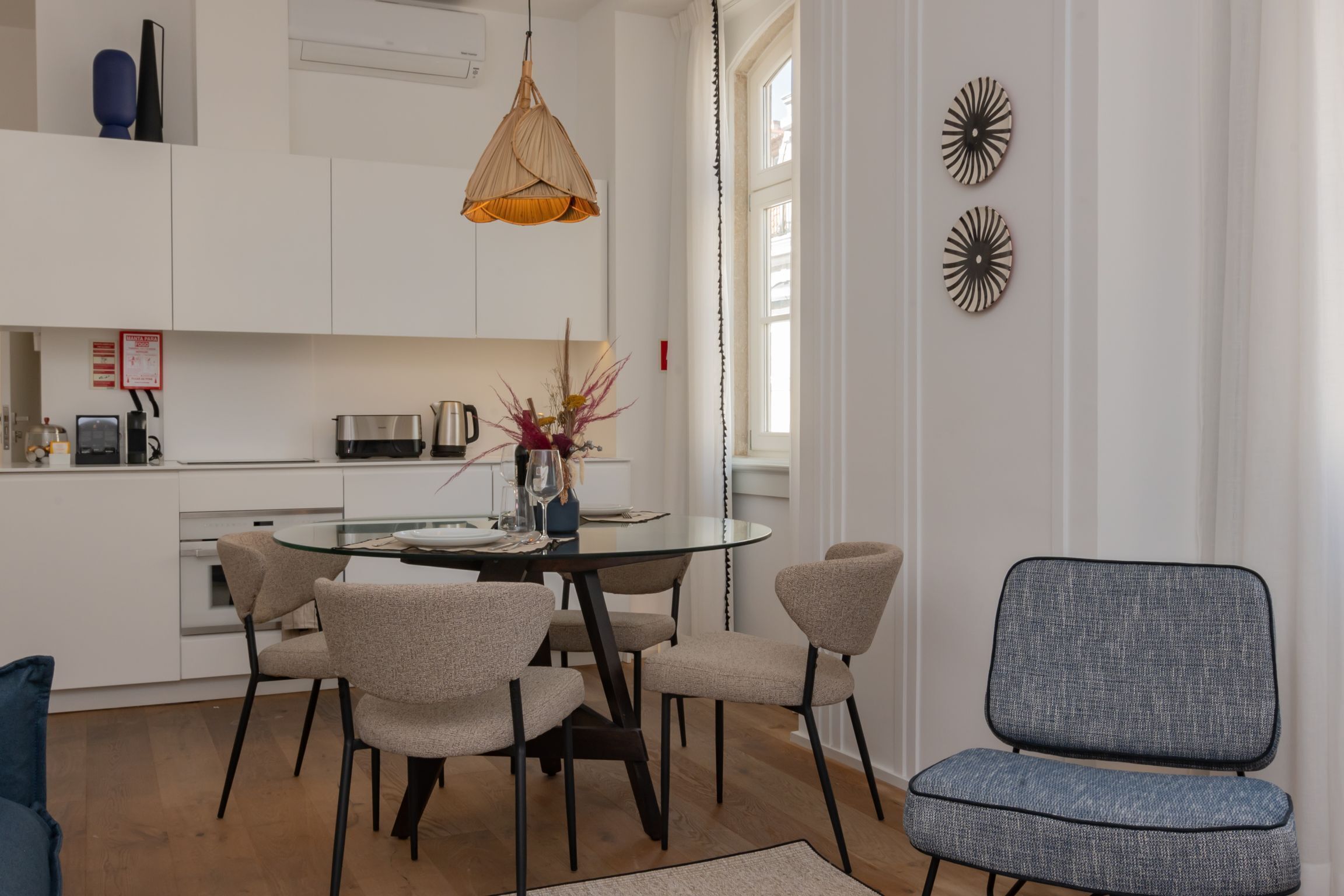Ando Living Townhouse - Santa Justa 77