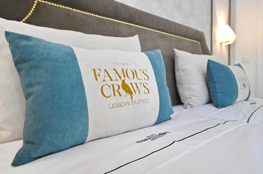 Famous Crows Guest House