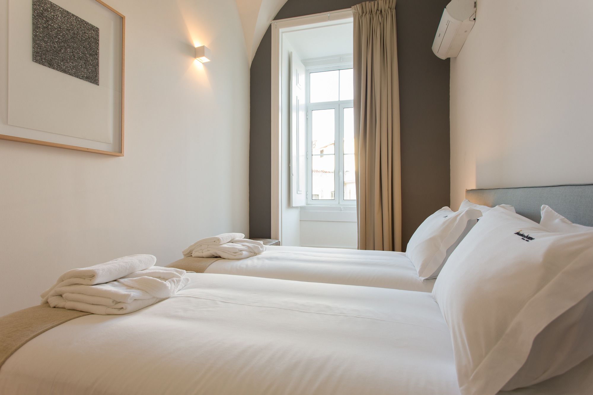 Feels Like Home Chiado Prime Suites Feels Like Home Chiado Prime Suites