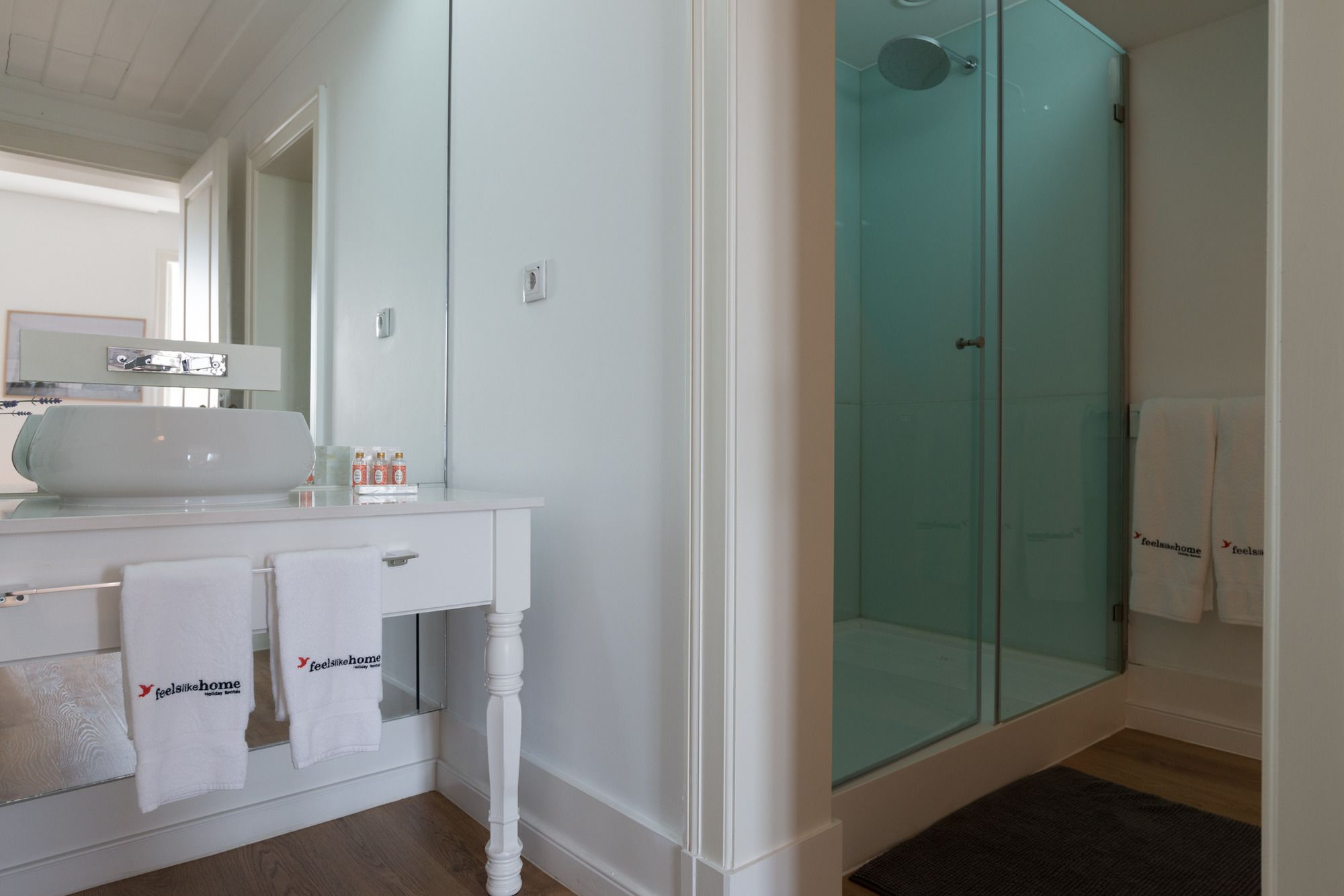 Feels Like Home Chiado Prime Suites Feels Like Home Chiado Prime Suites