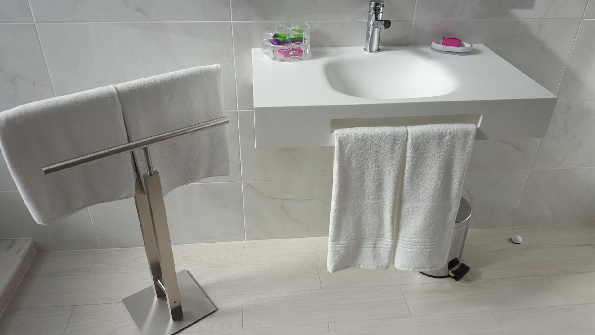 Grande Pensão Residencial Alcobia