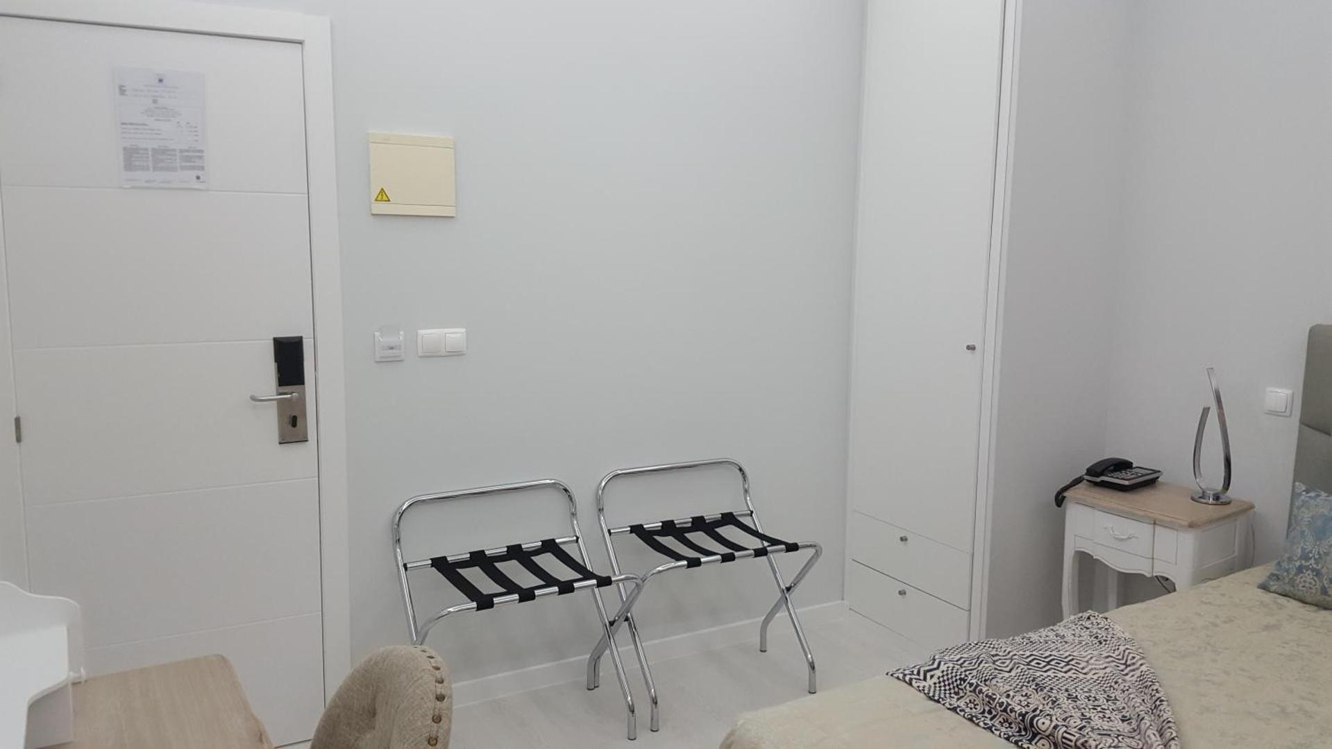 Grande Pensão Residencial Alcobia