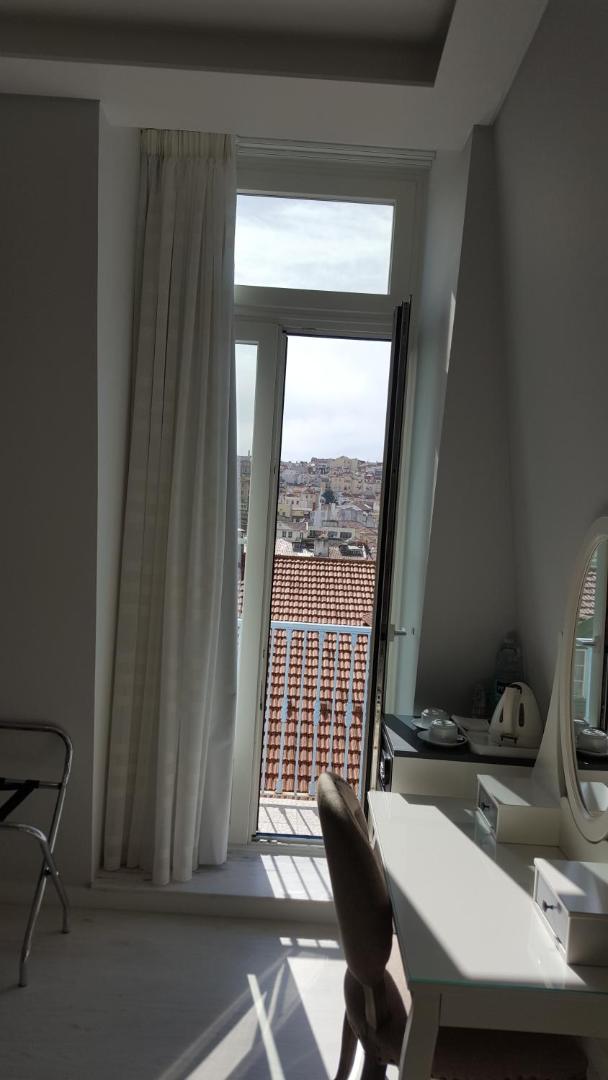 Grande Pensão Residencial Alcobia