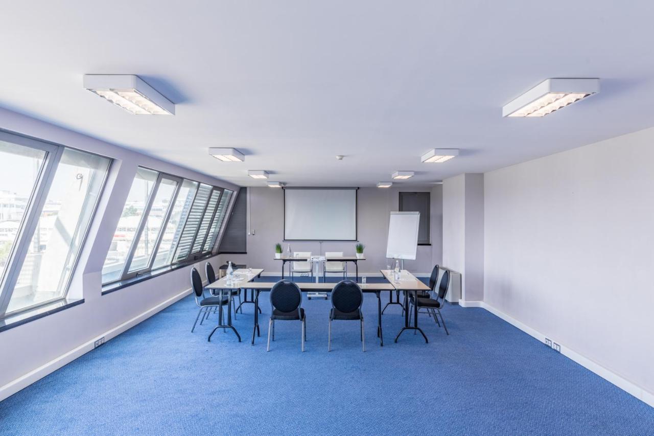 Holiday Inn Express Lisbon Airport