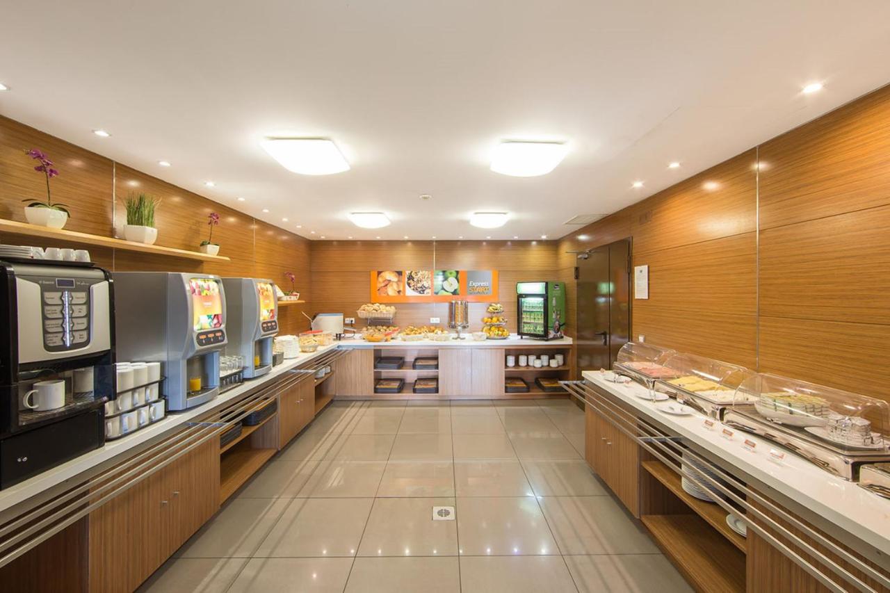 Holiday Inn Express Lisbon Airport