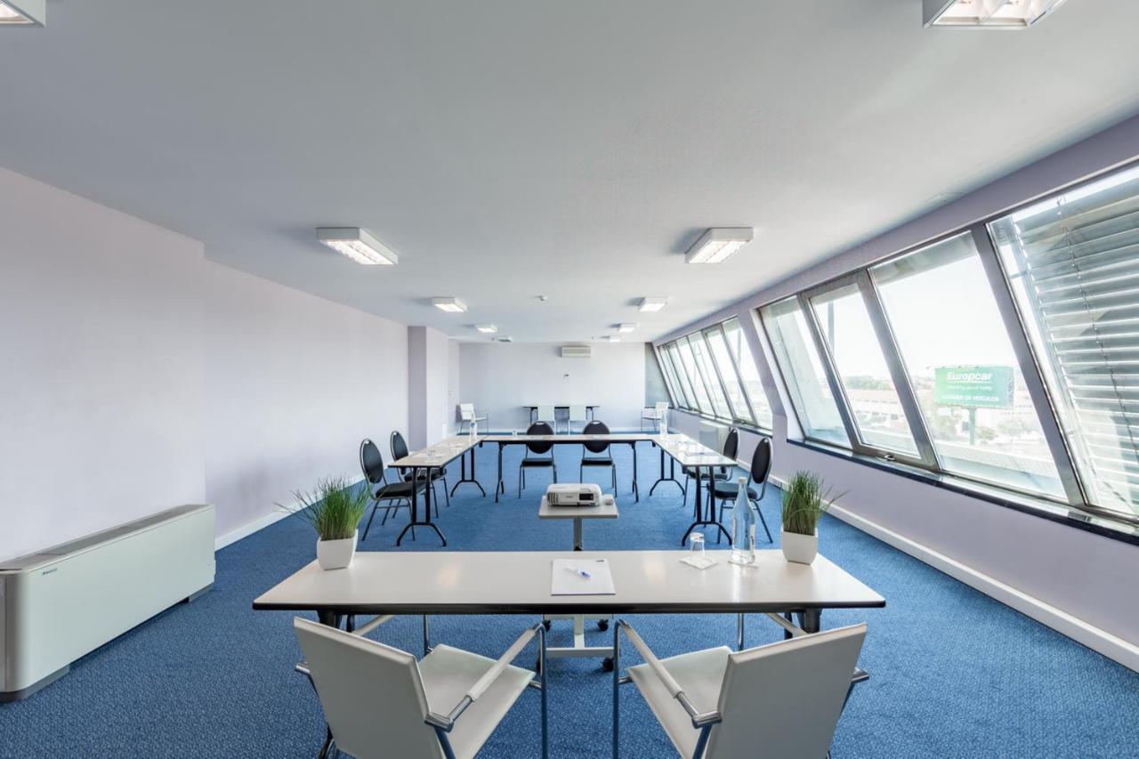 Holiday Inn Express Lisbon Airport