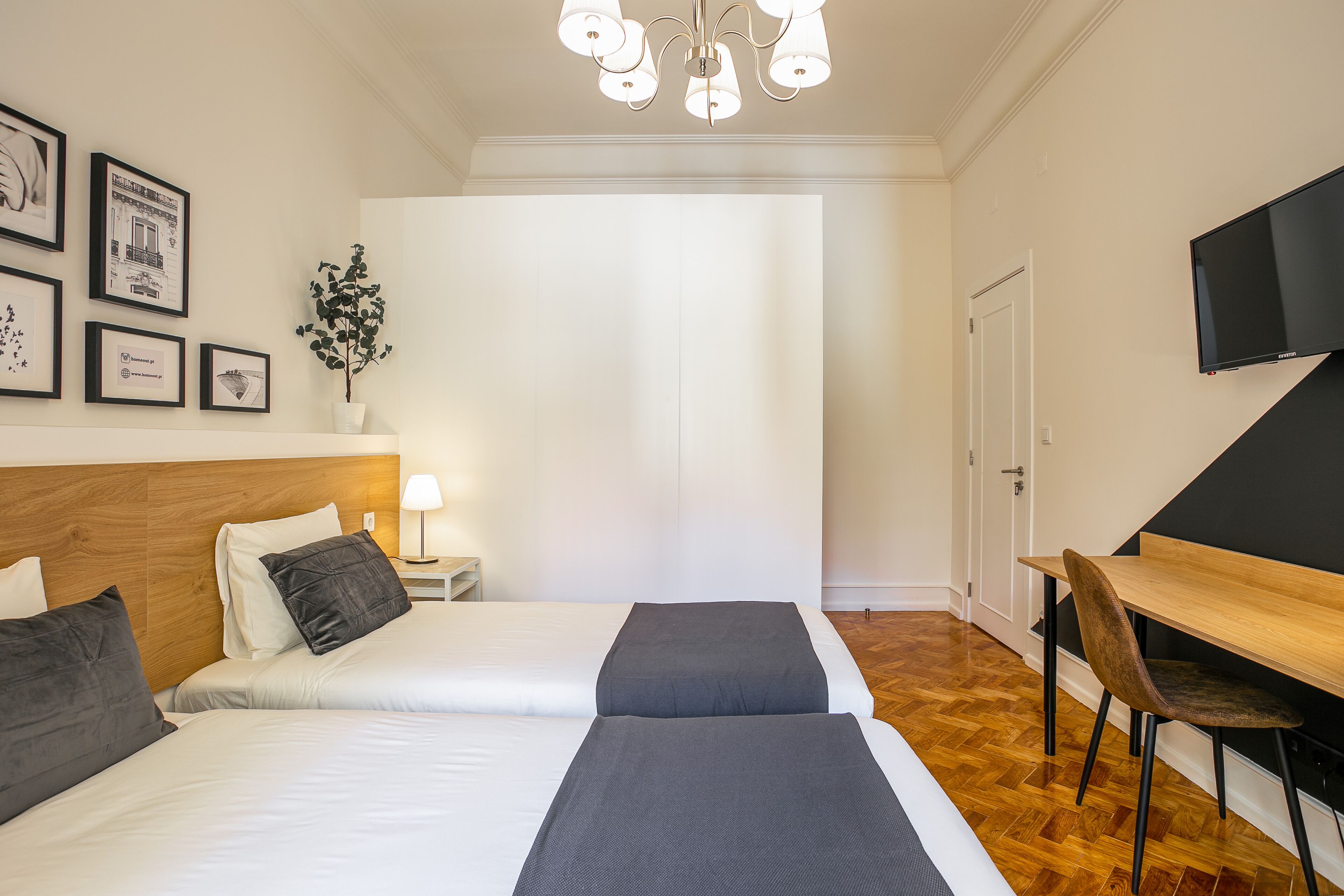 Home Out Rooms & Apartments