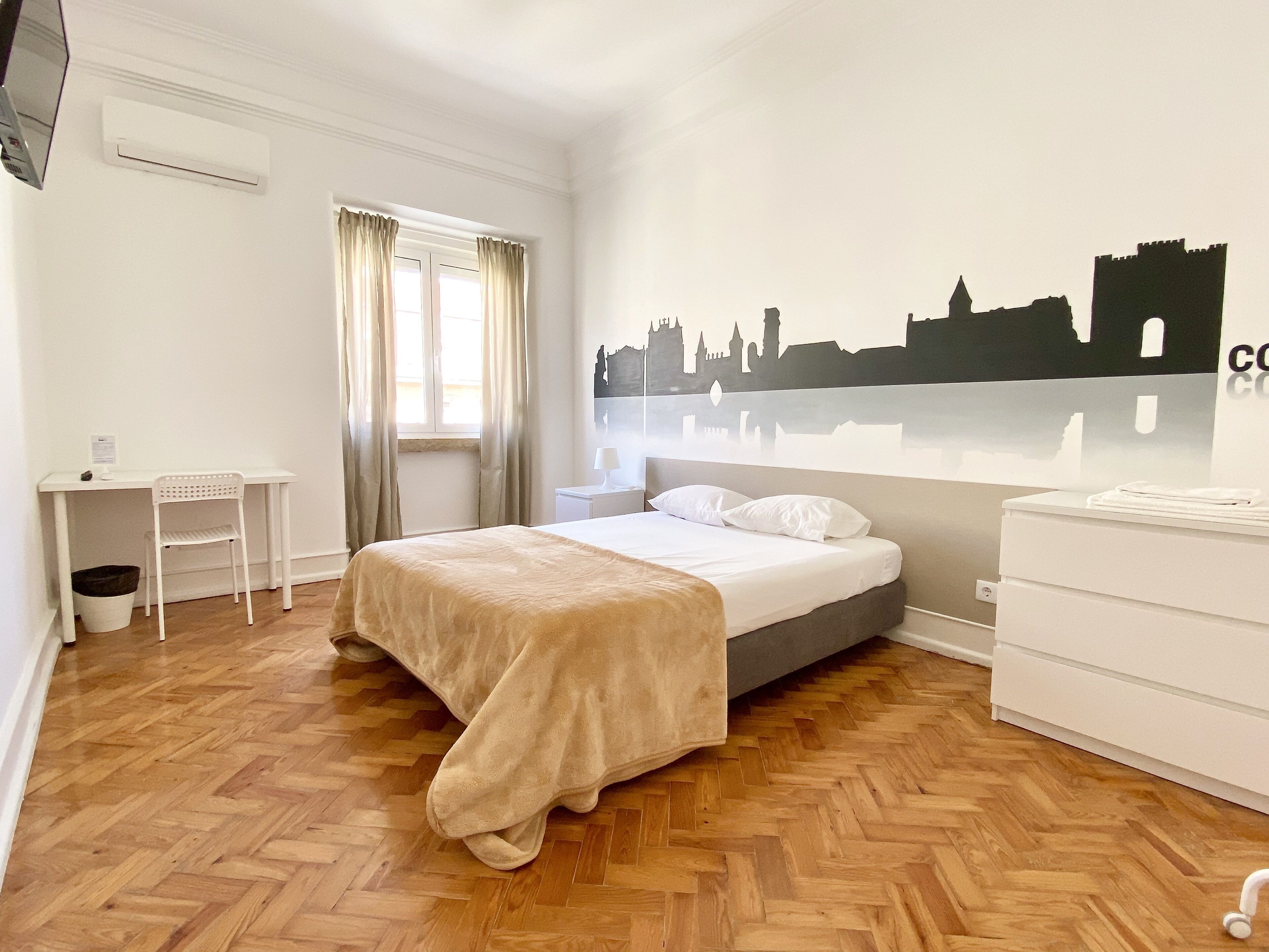 Home Out Rooms & Apartments
