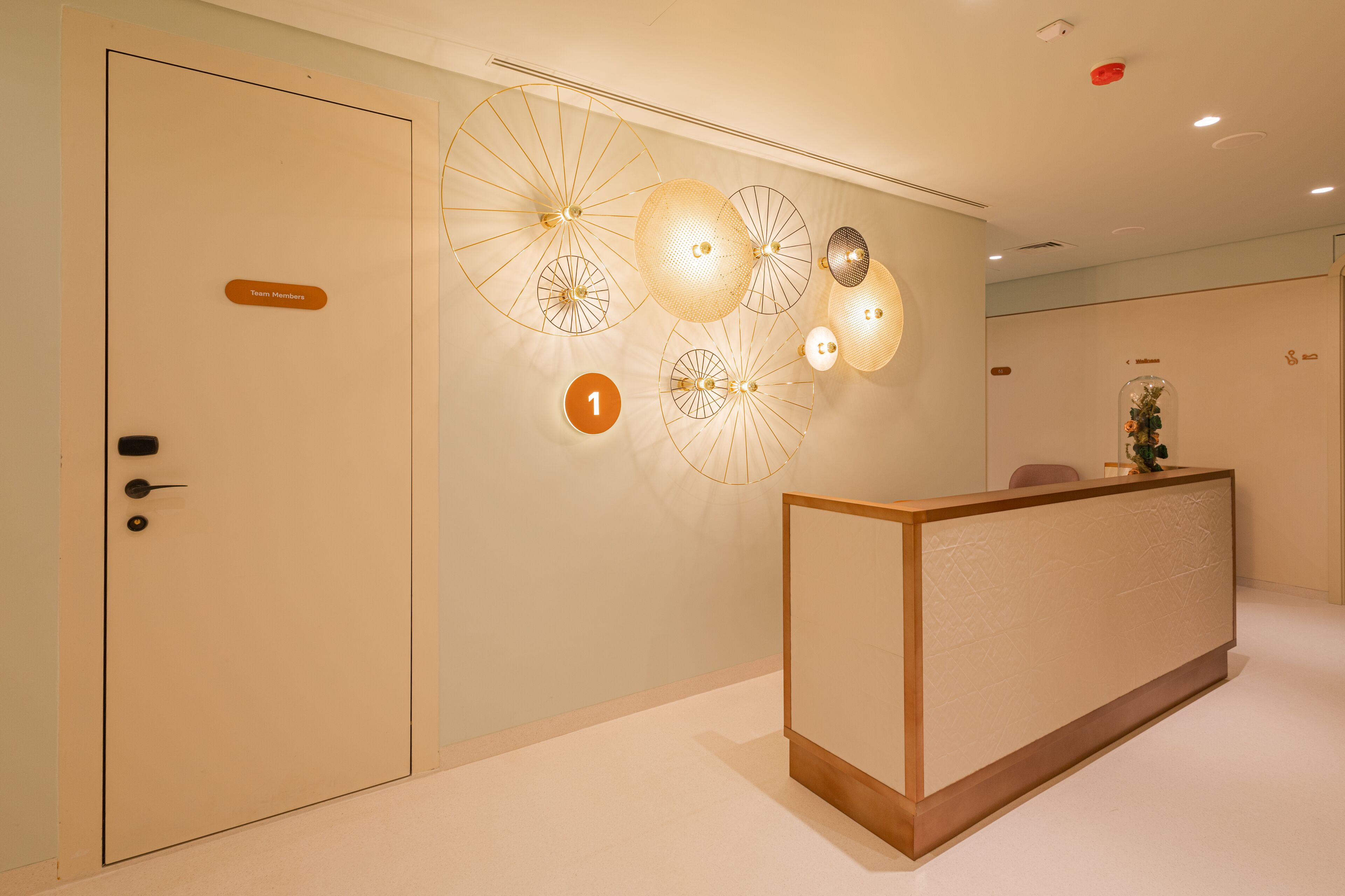 Luster Hotel