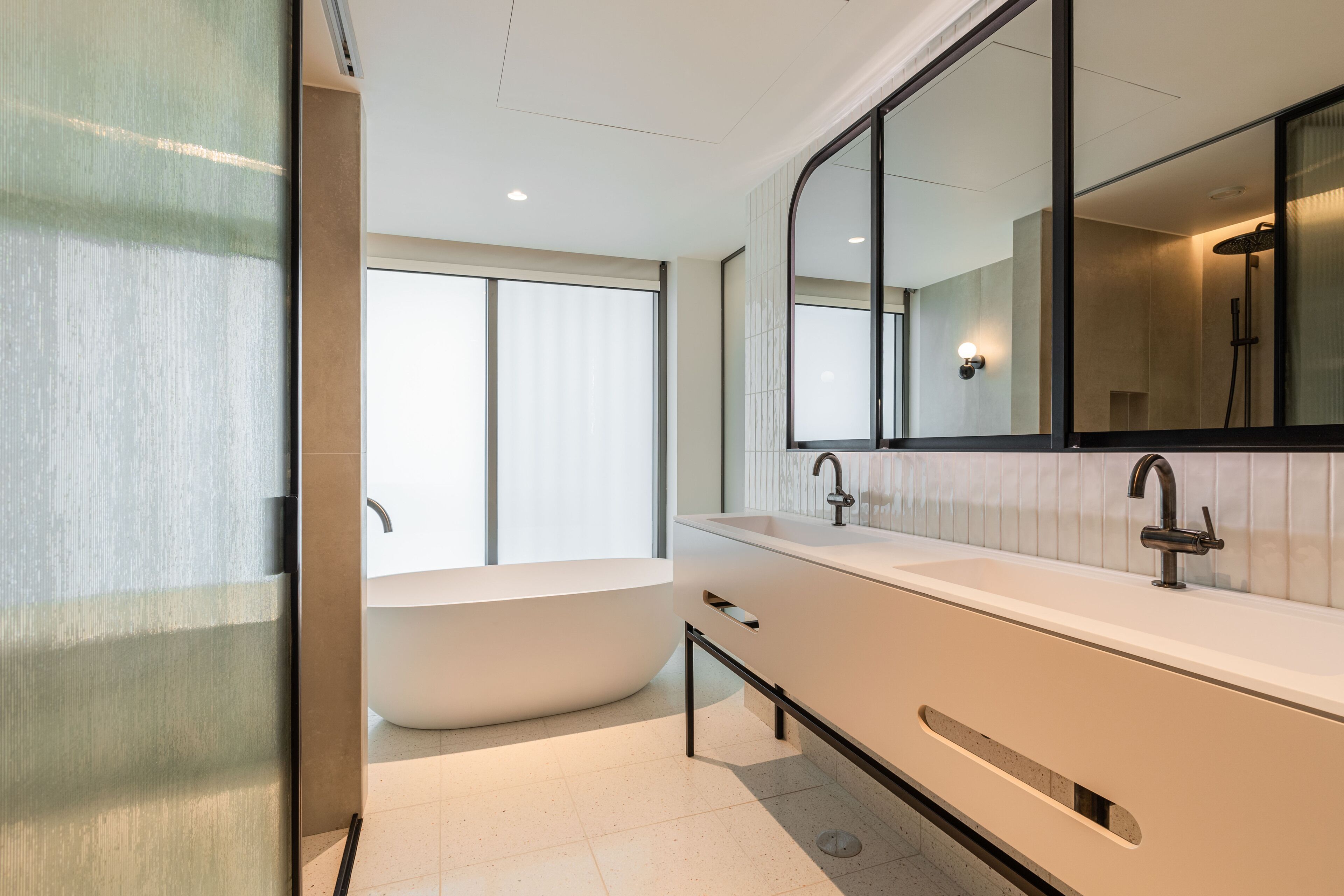 Luster Hotel