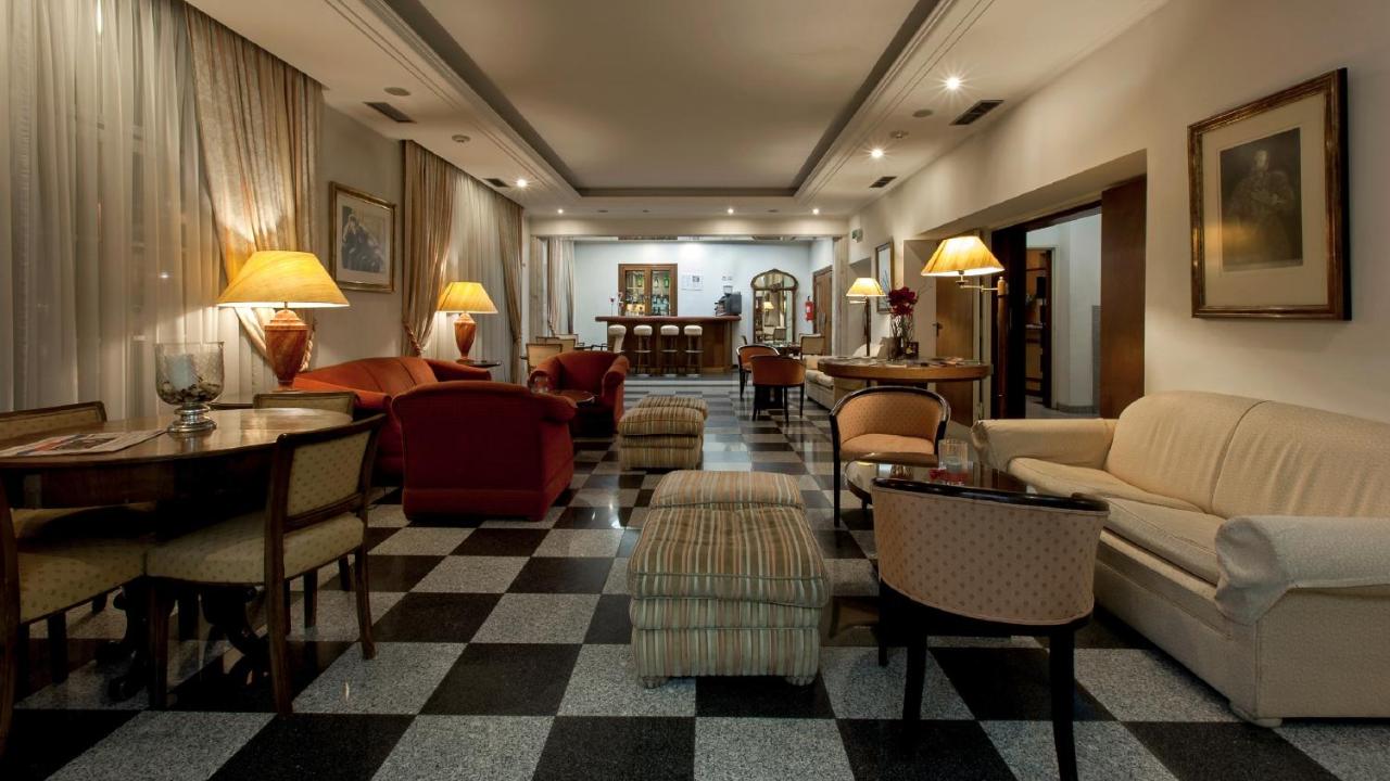 Hotel Metrópole