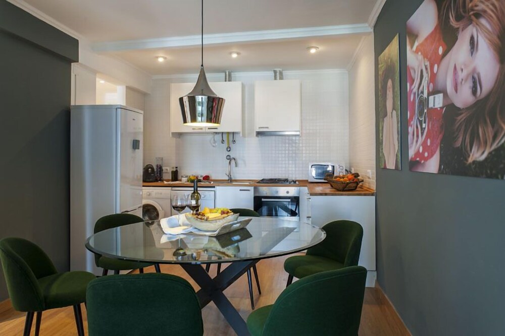 Rossio Lisbon Cheese & Wine Apartments