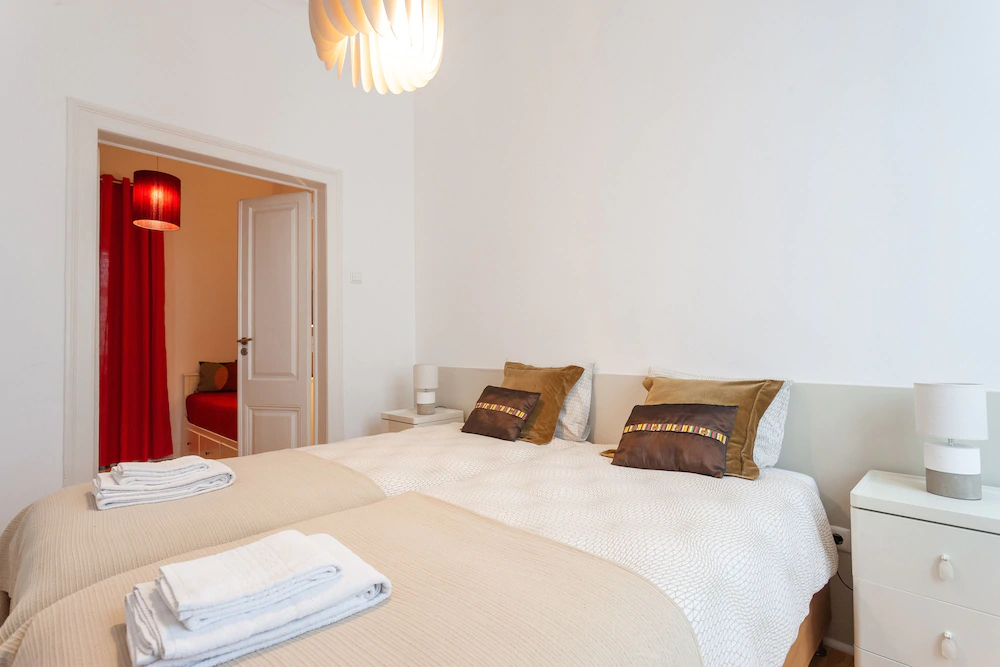Santa Justa 24 Apartments Lisbon Downtown