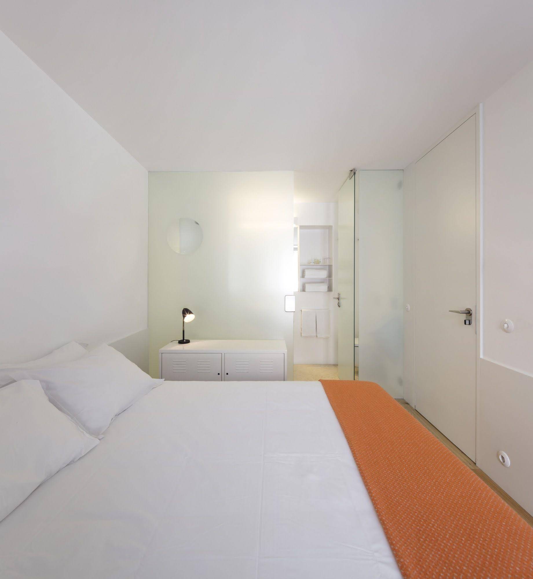 The Late Birds Lisbon - All Male Gay Guesthouse