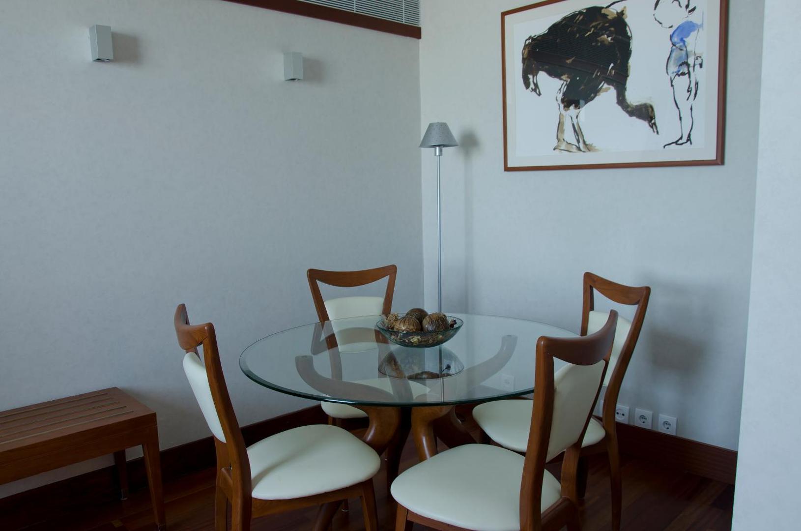 VIP Executive Art’s Hotel