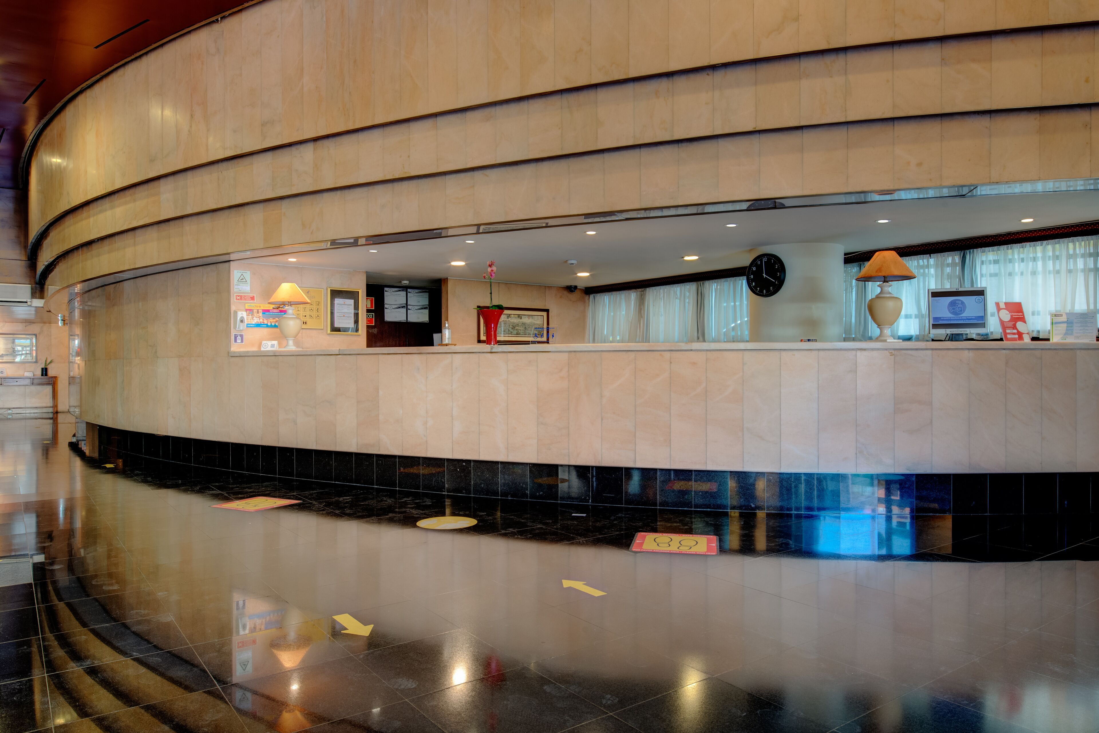 VIP Executive Éden Aparthotel