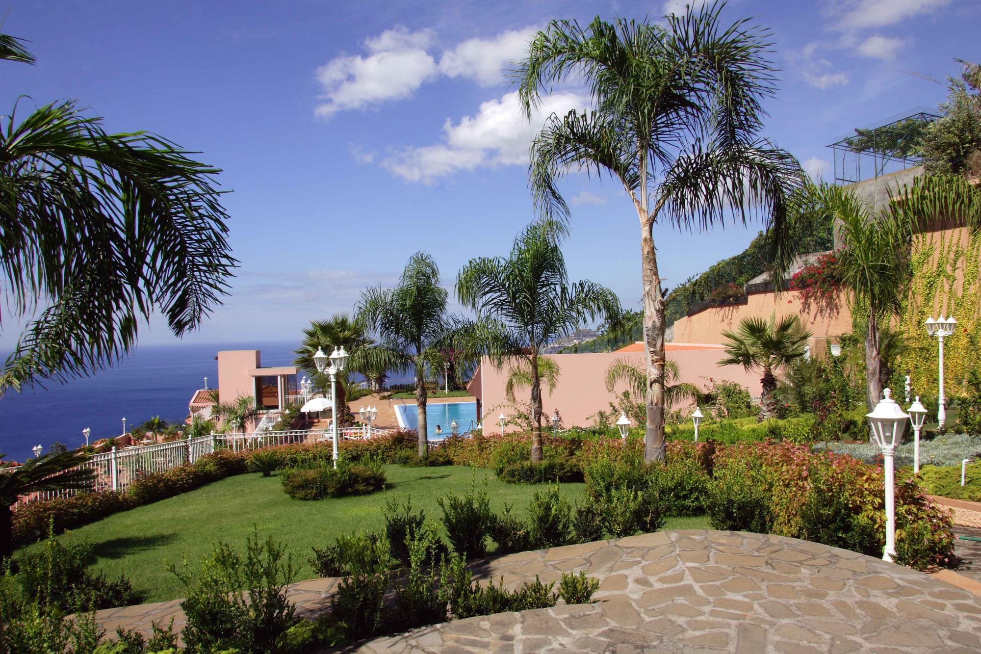 Hotel Ocean Gardens