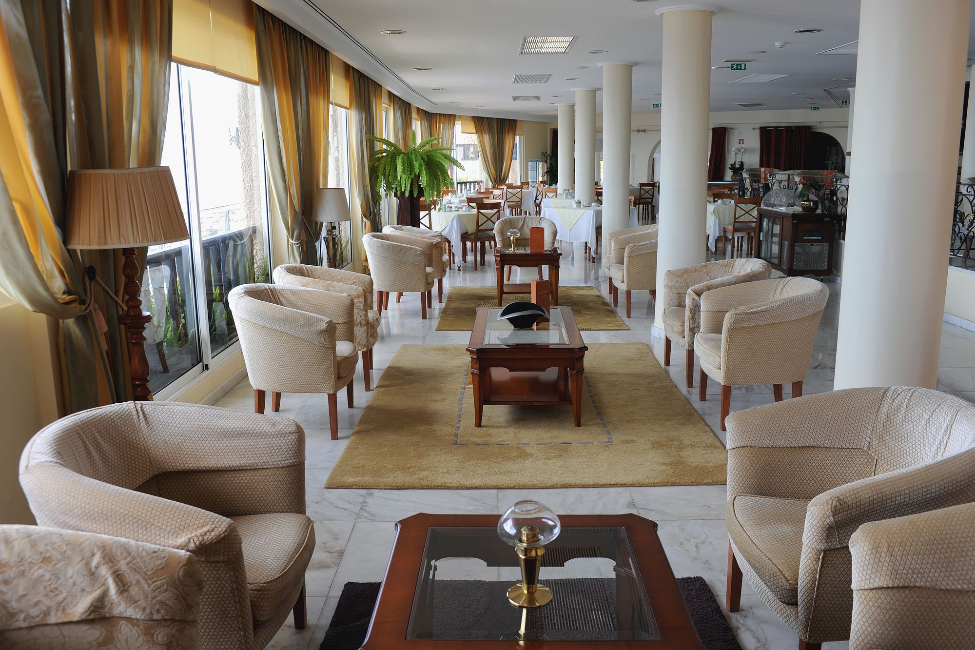 Hotel Ocean Gardens