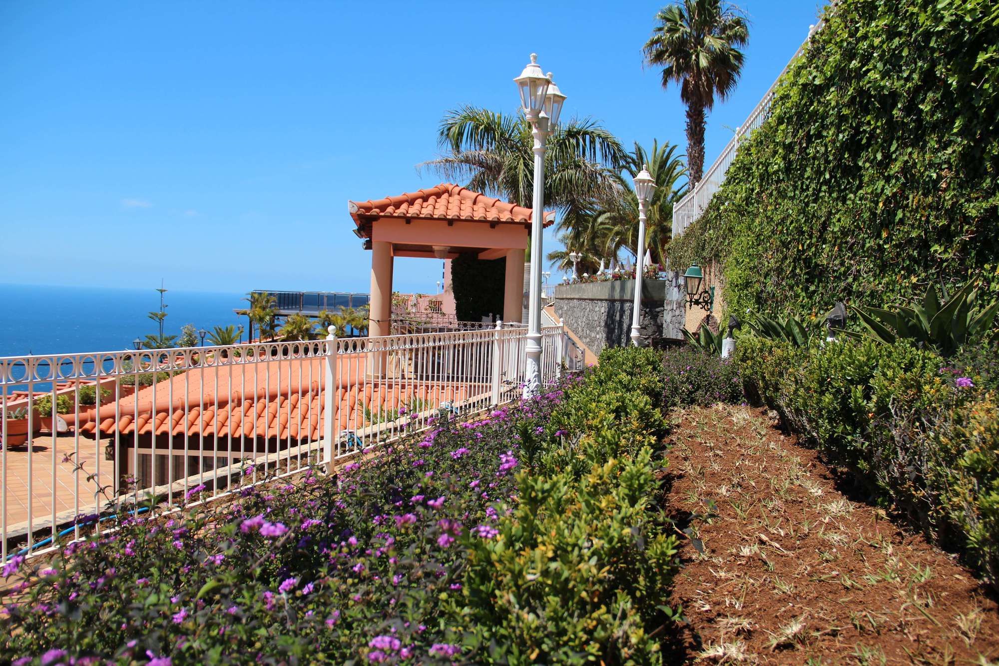 Hotel Ocean Gardens